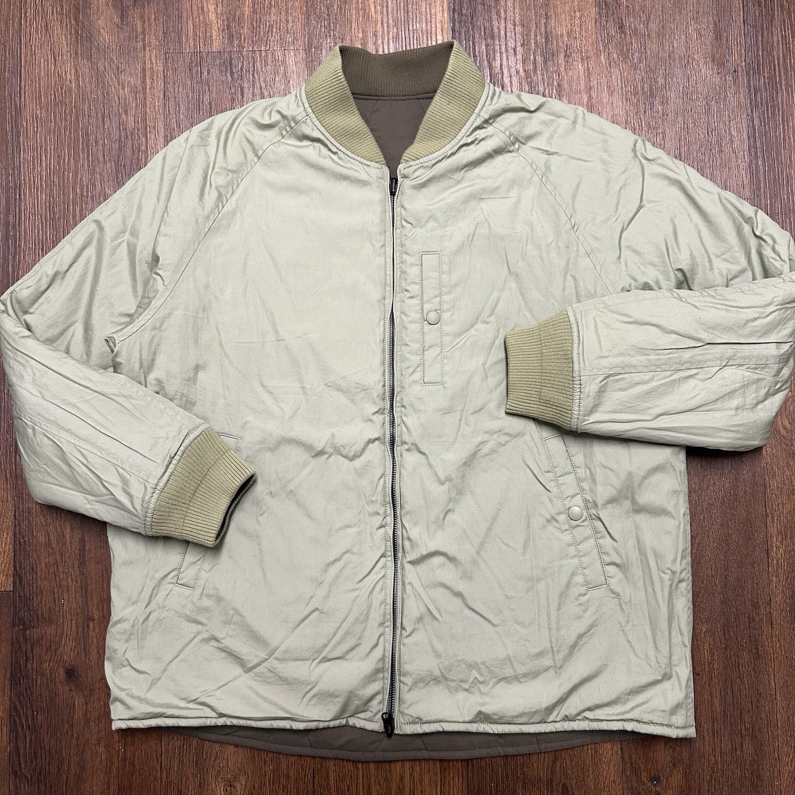 Pilgrim Surf Supply Men’s L Reversible Quilted Bomber Jacket Full Zip Green