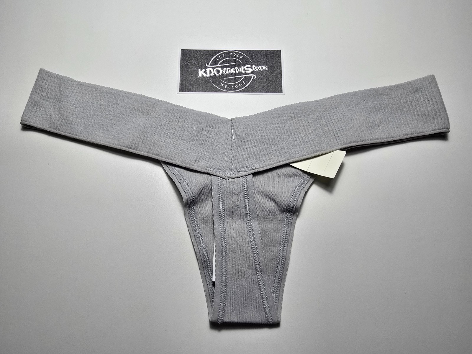 S American Eagle AERIE Superchill Seamless Low Rise Thong Panties Underwear Gray