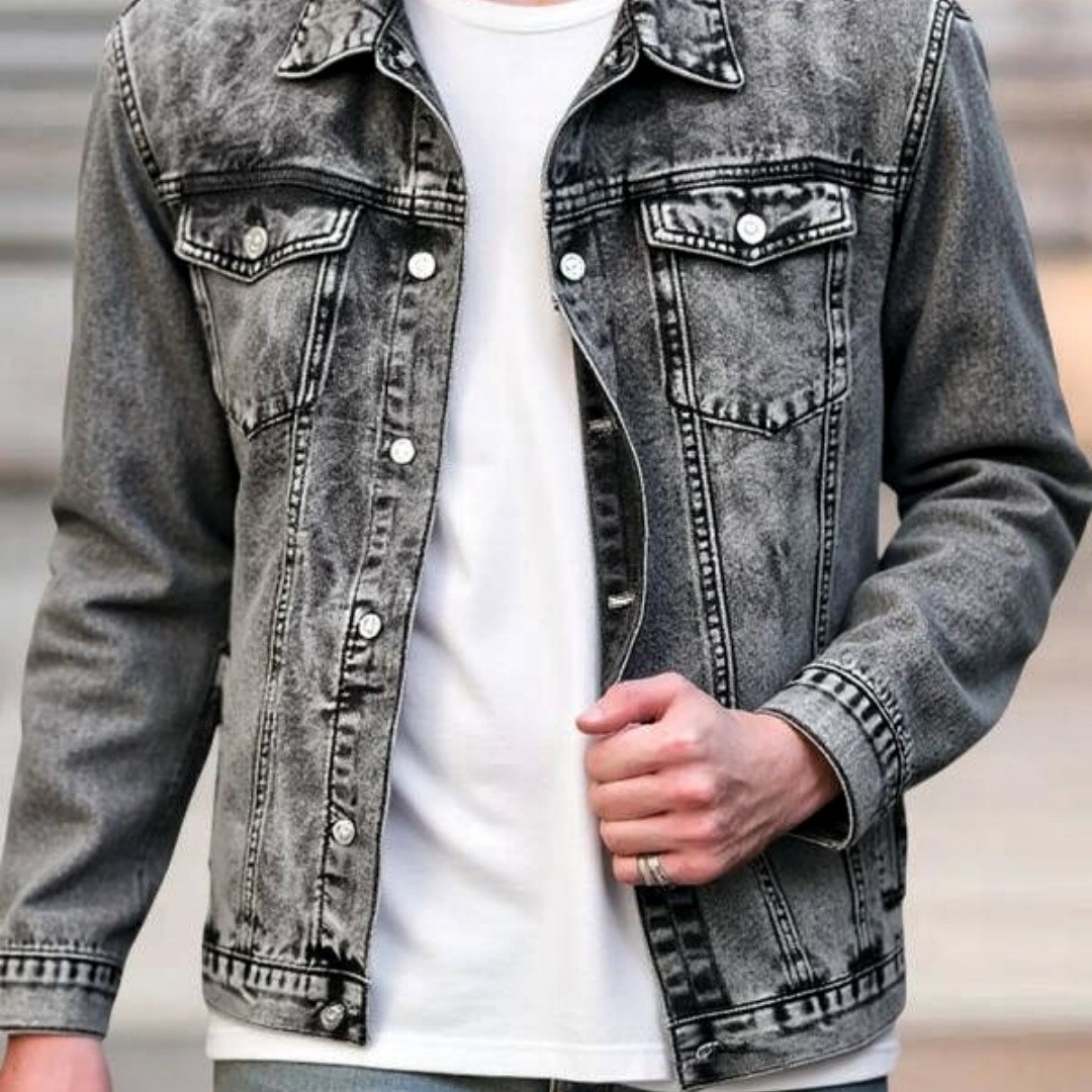 Form-fitting Denim Jacket For Men