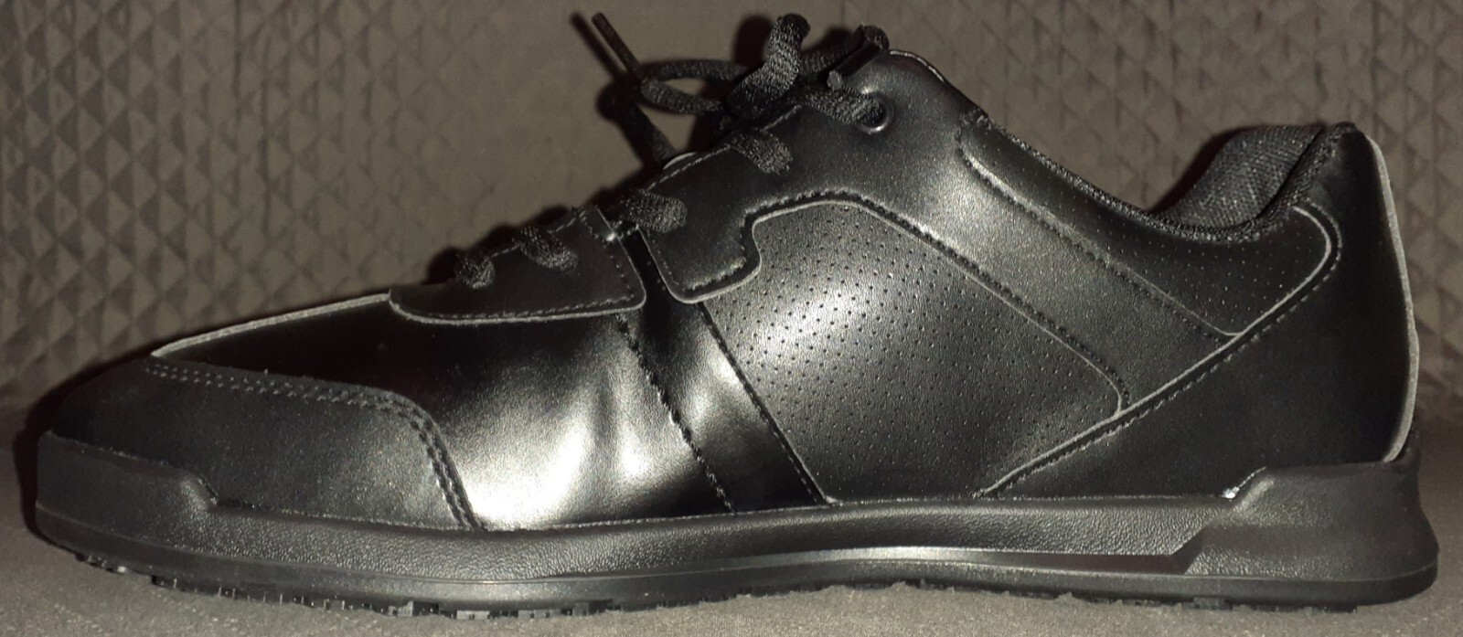 Shoes for Crews Freestyle II Mens Black NWOT Style 38140 Shoes US 10.5 UK 9.5