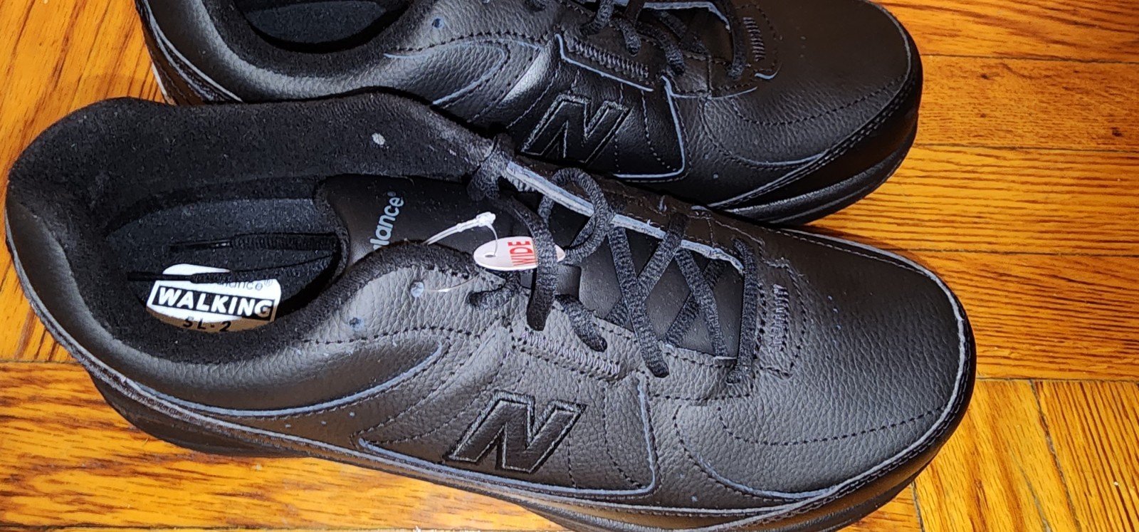 Black NEW BALANCE