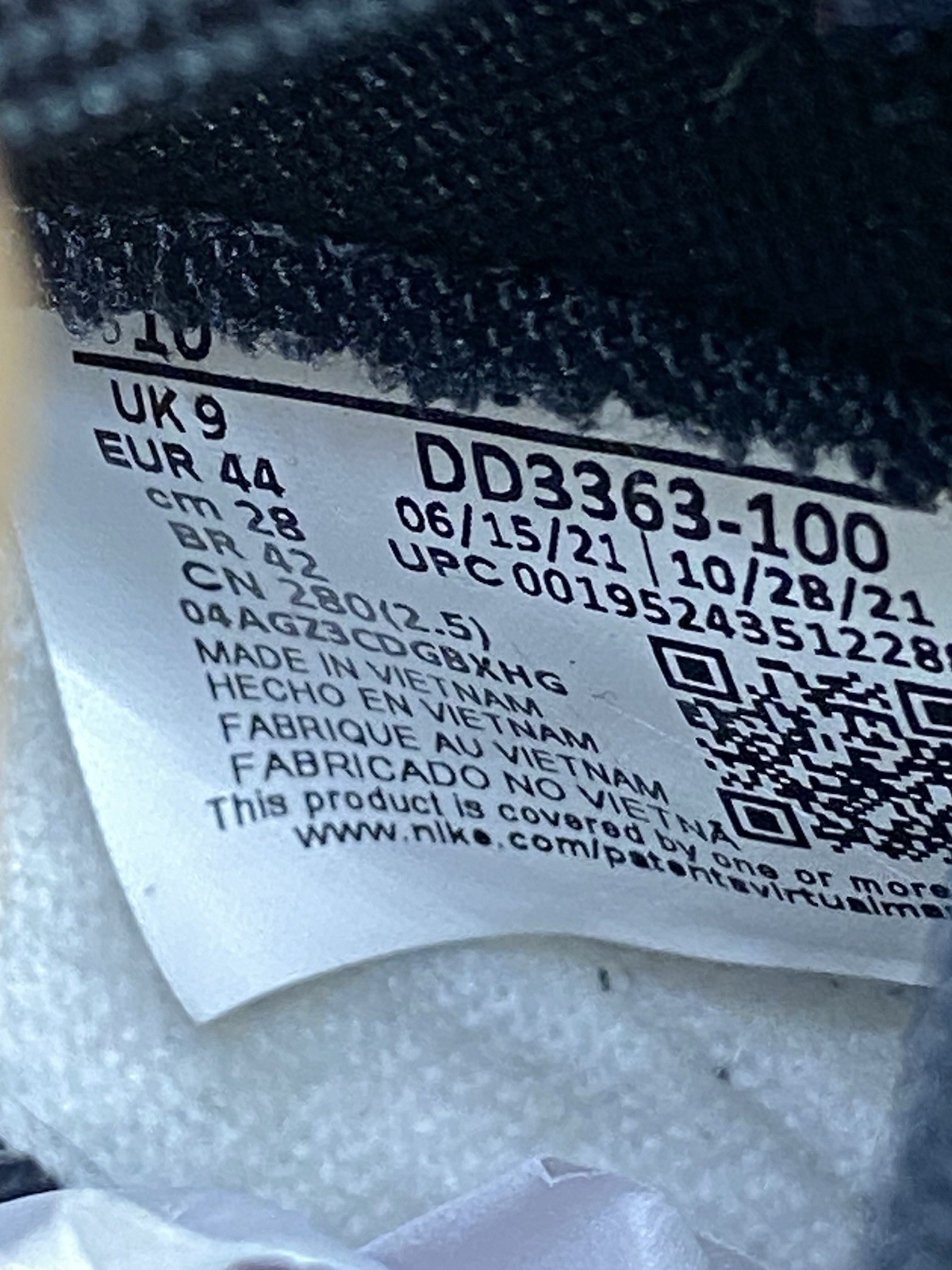 Size 10 – Nike Dunk Low Retro EMB 75th Anniversary Chicago Bulls DD3363-100