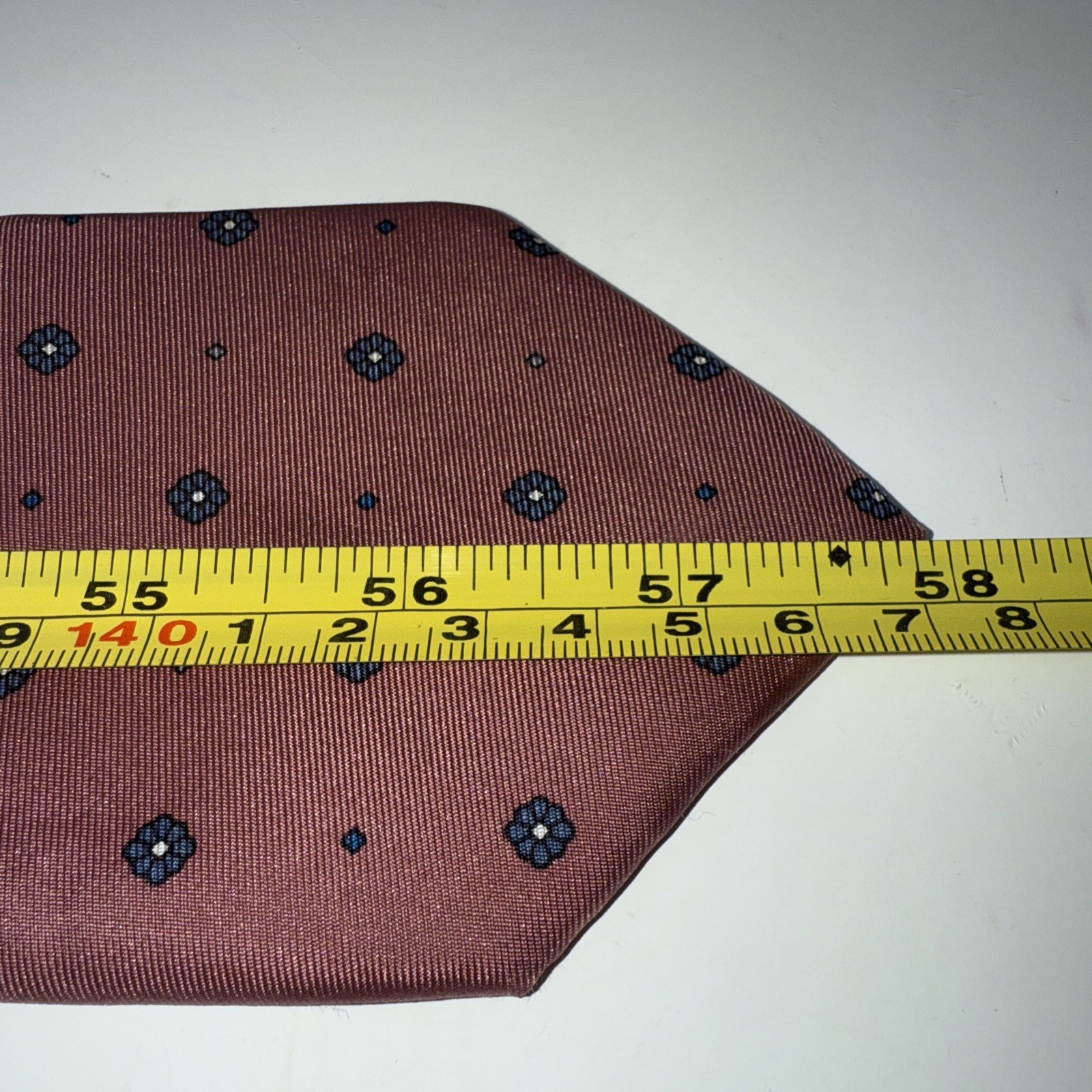 Christian Dior Mens Tie Silk Pink Mauve Blue Flower Vintage Necktie 58×3.25” USA