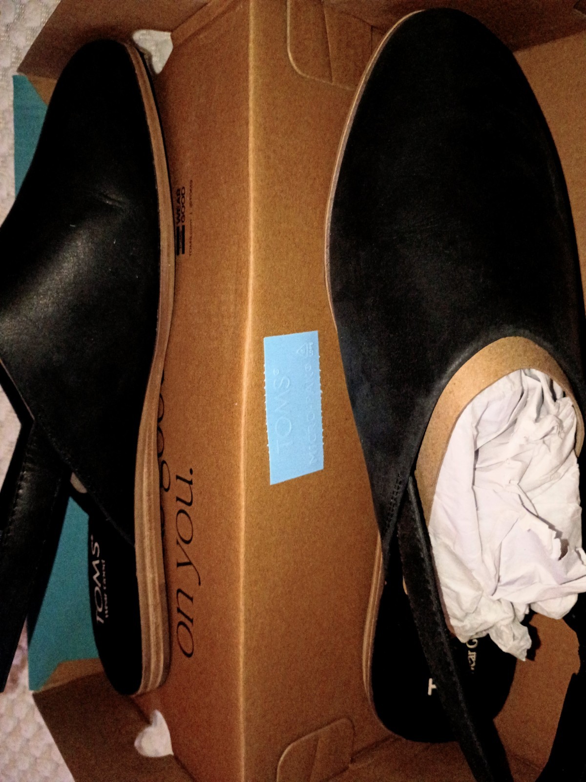 TOMS Black Leather Closed Toe Buckle Slingback Flats Women’s US 8.5 EU 391002201