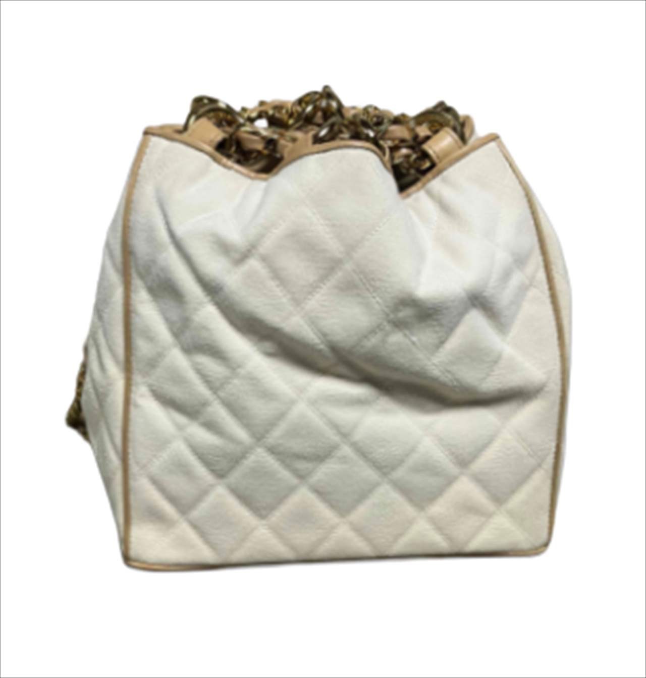 CHANEL Chain Shoulder Bag Leather Matelasse Ivory Beige Size: W:8.7 × H:7.9 in.