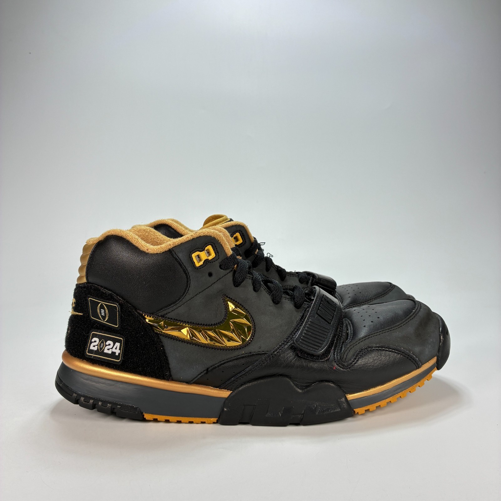 Nike Air Trainer 1 Black College Football Playoffs Pack FJ6196-001 Men’s Size 12