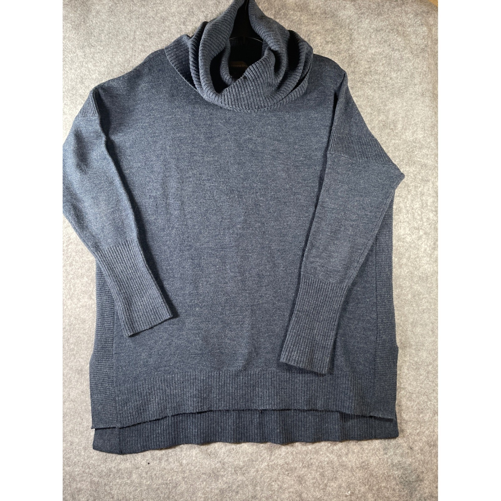French Connection Mens Charcoal Gray Turtleneck Sweater High Low Hem Size M