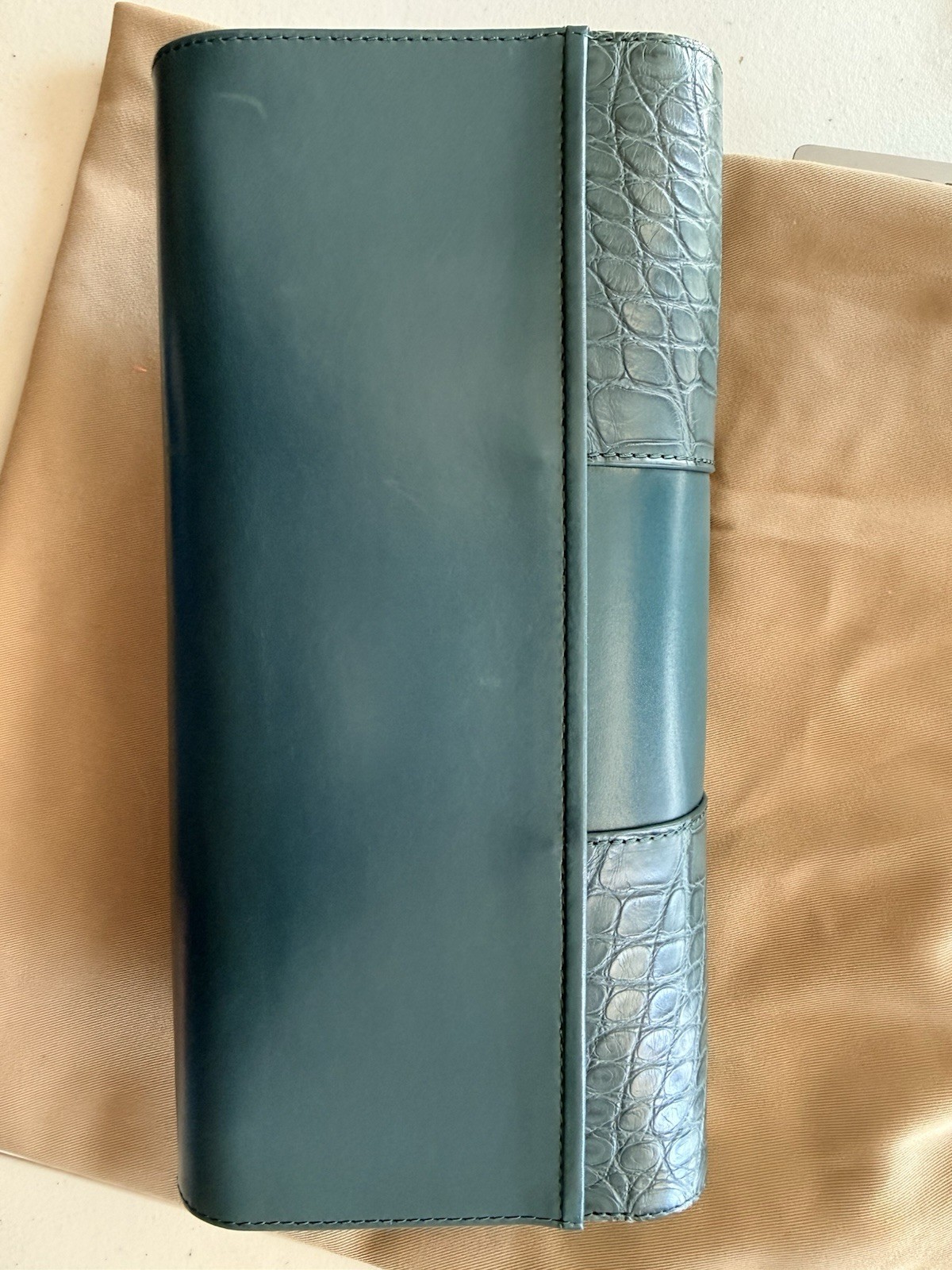 Perrin Paris Box Clutch Teal Croc Embossed Leather CAB5BOXCROG $3950 Retail