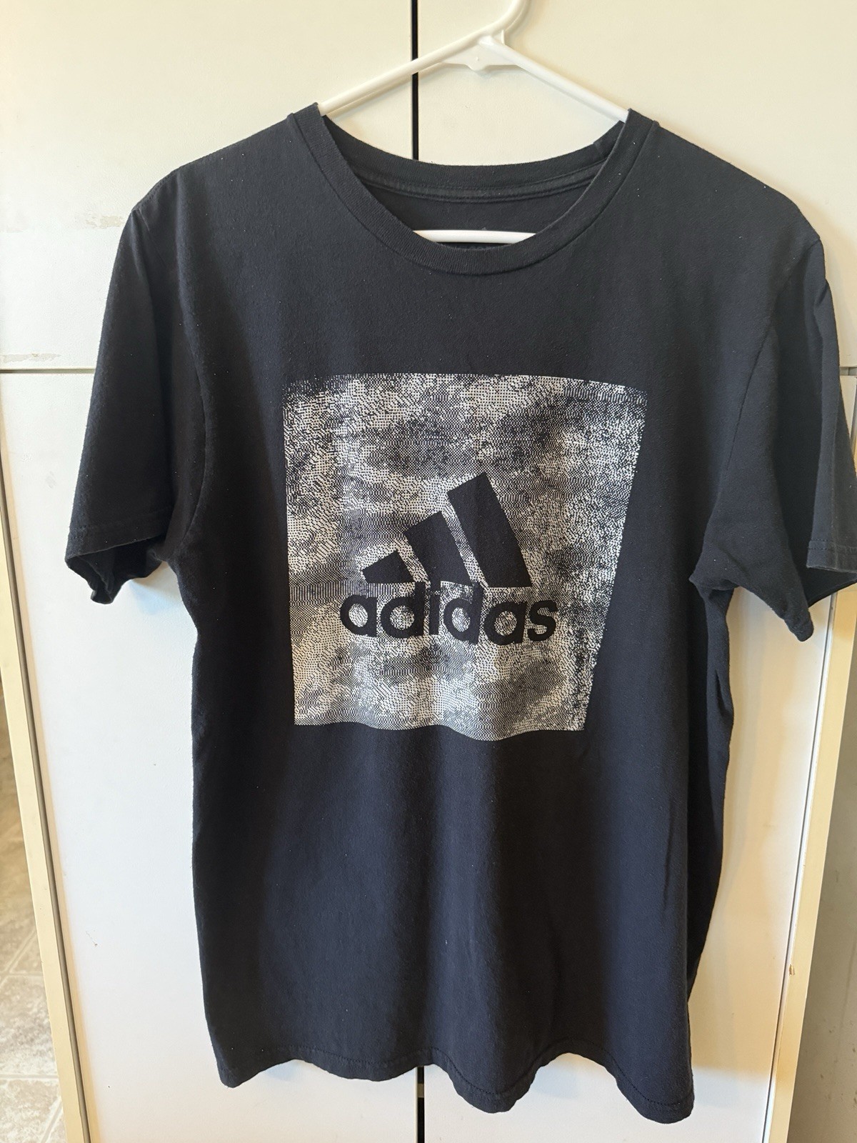 Men’s Adidas T Shirt, Size M, Excellent Condition, Black/White
