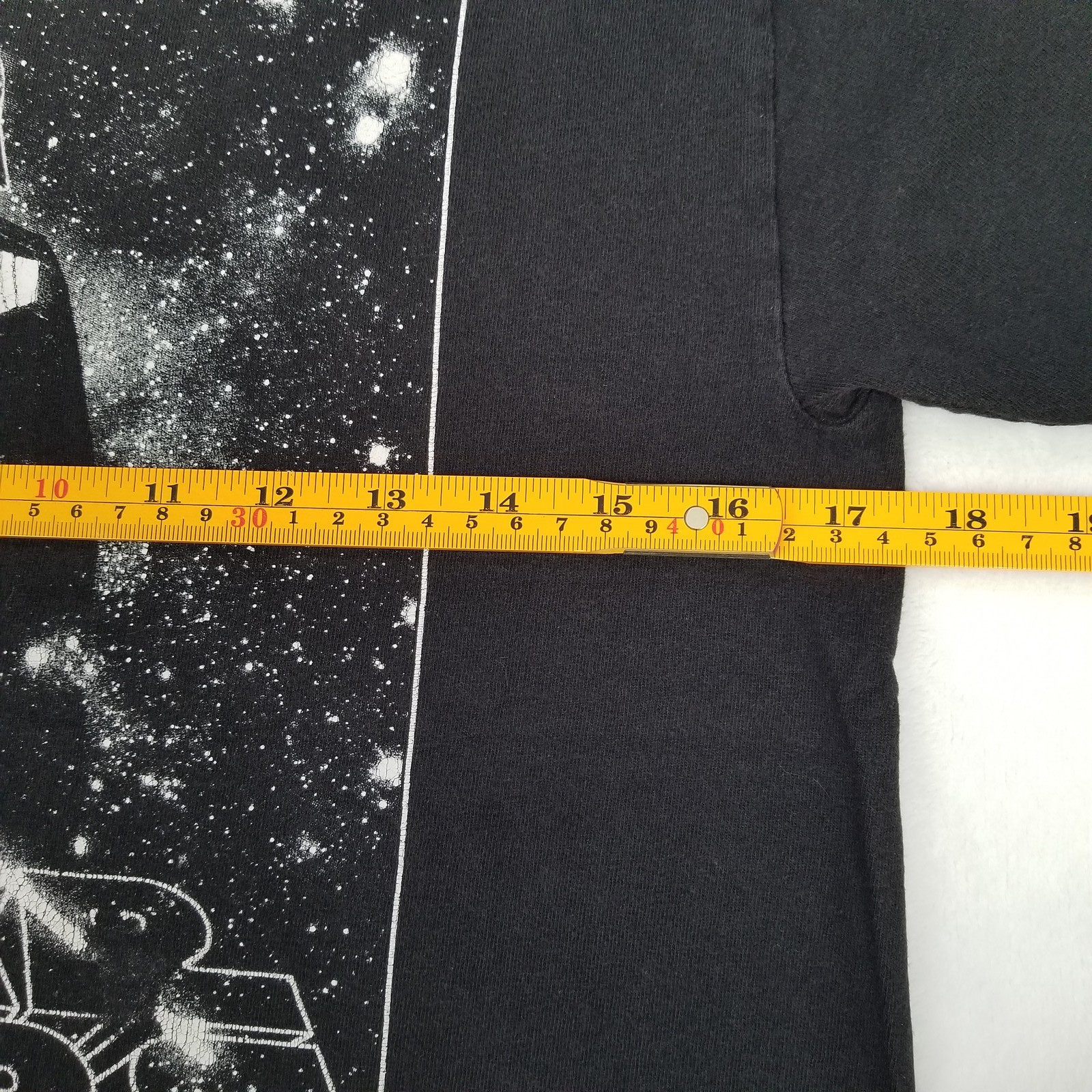 Star Wars Boys Black Darth Vader Graphic Shirt Size Medium Short Sleeve Licensed