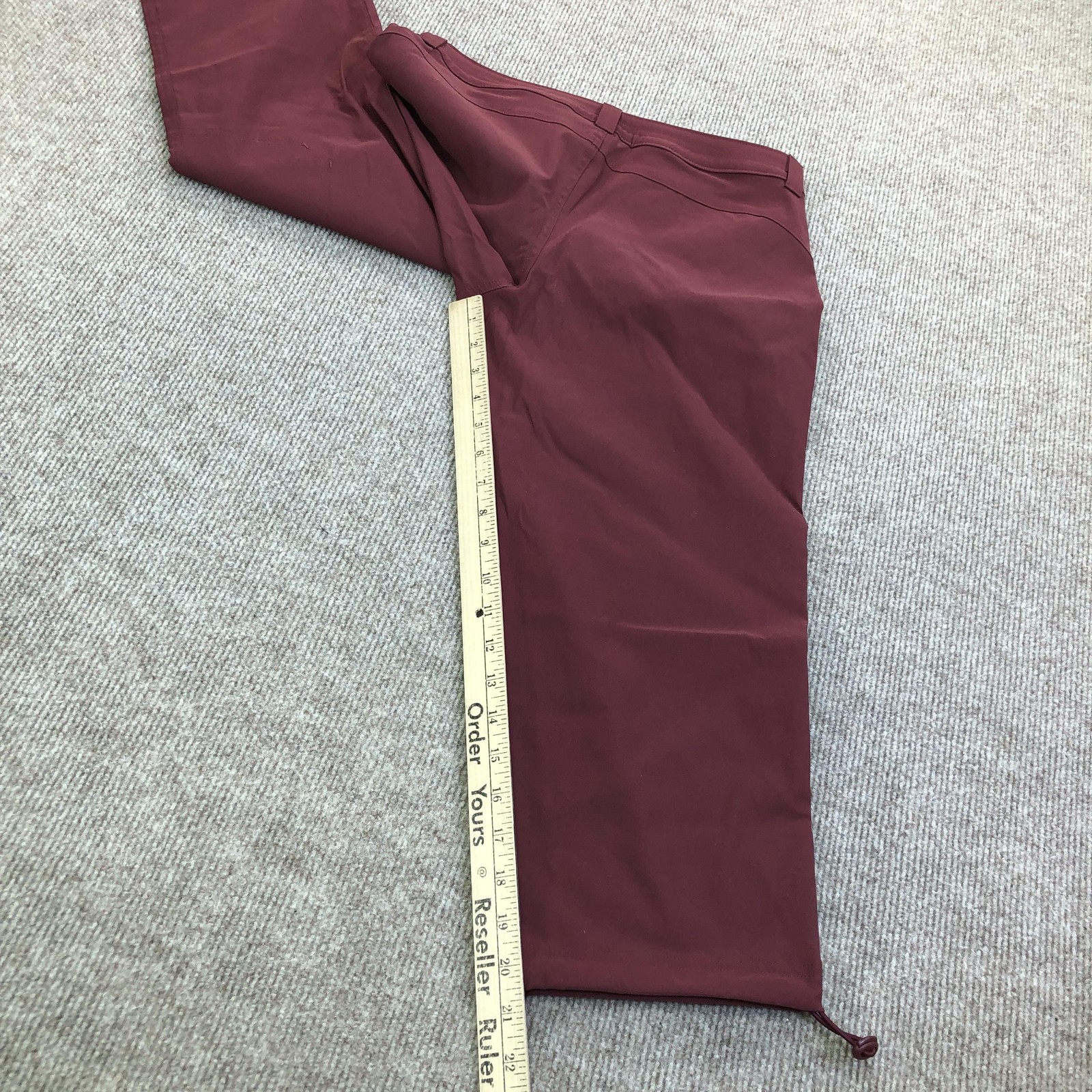 Eddie Bauer Rainier Capri Pants Womens 4 Red Nylon Hiking Outdoor Stretch Travel