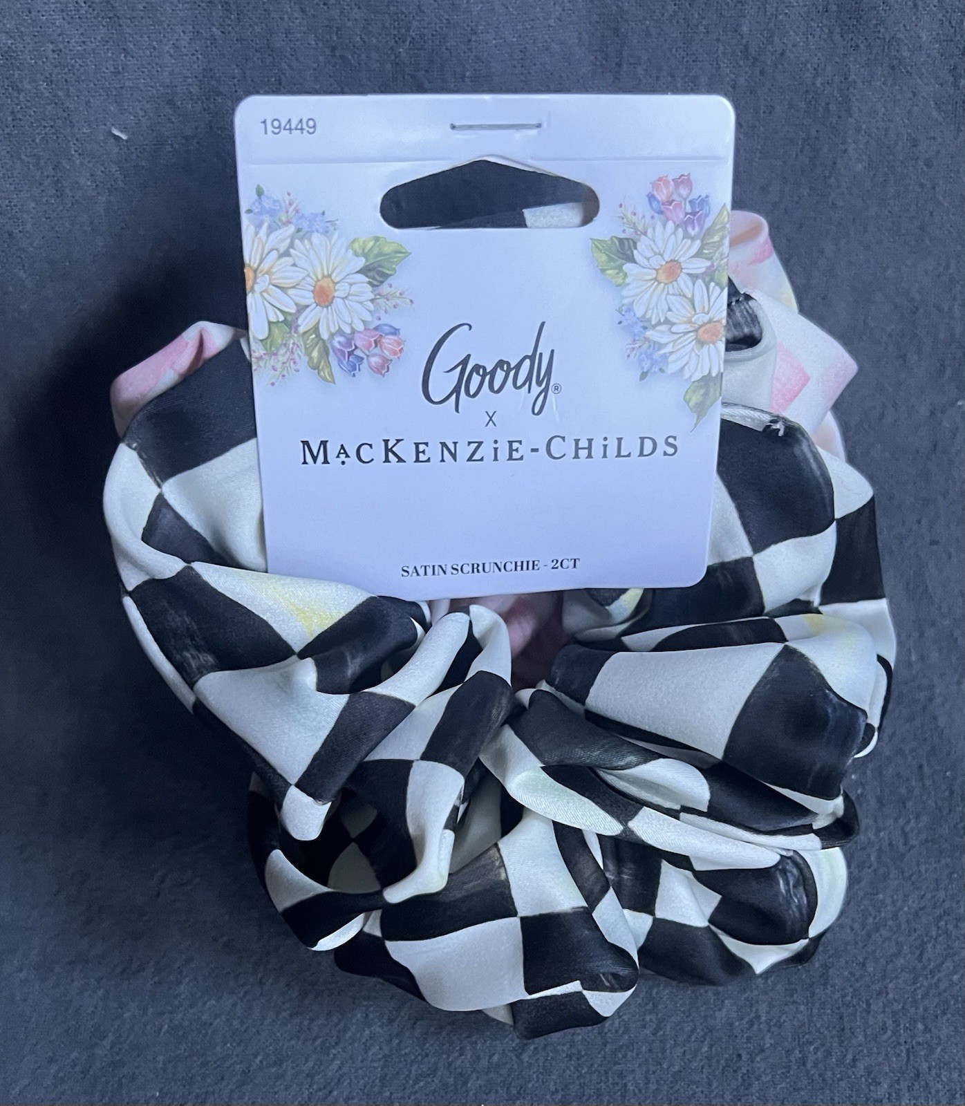 Goody x MacKenzie Childs SATIN SCRUNCHIE 2CT in the Courtly & Rosy Check Pattern