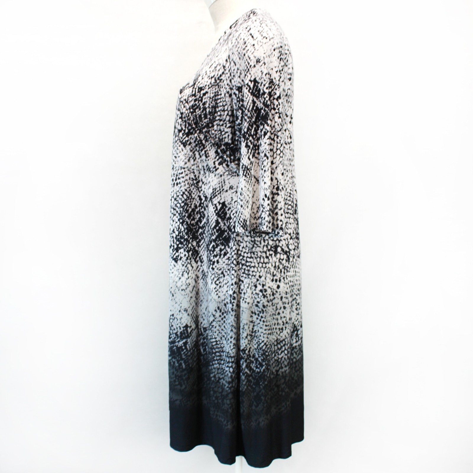 Catherines Plus Black/White Animal Print V-Neck Midi DRESS Petite 2X 22/24W