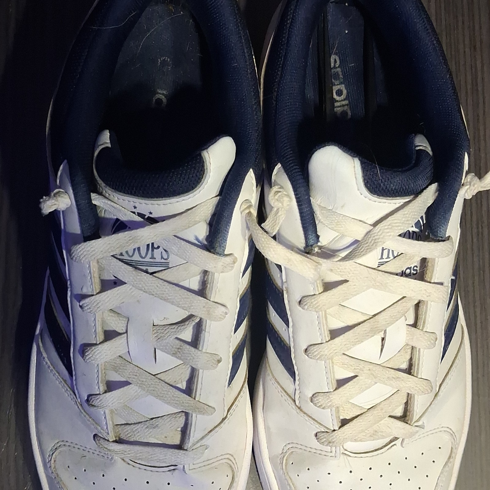 adidas Hoops Men’s Low Top Lace-Up Athletic Sneakers White/Blue