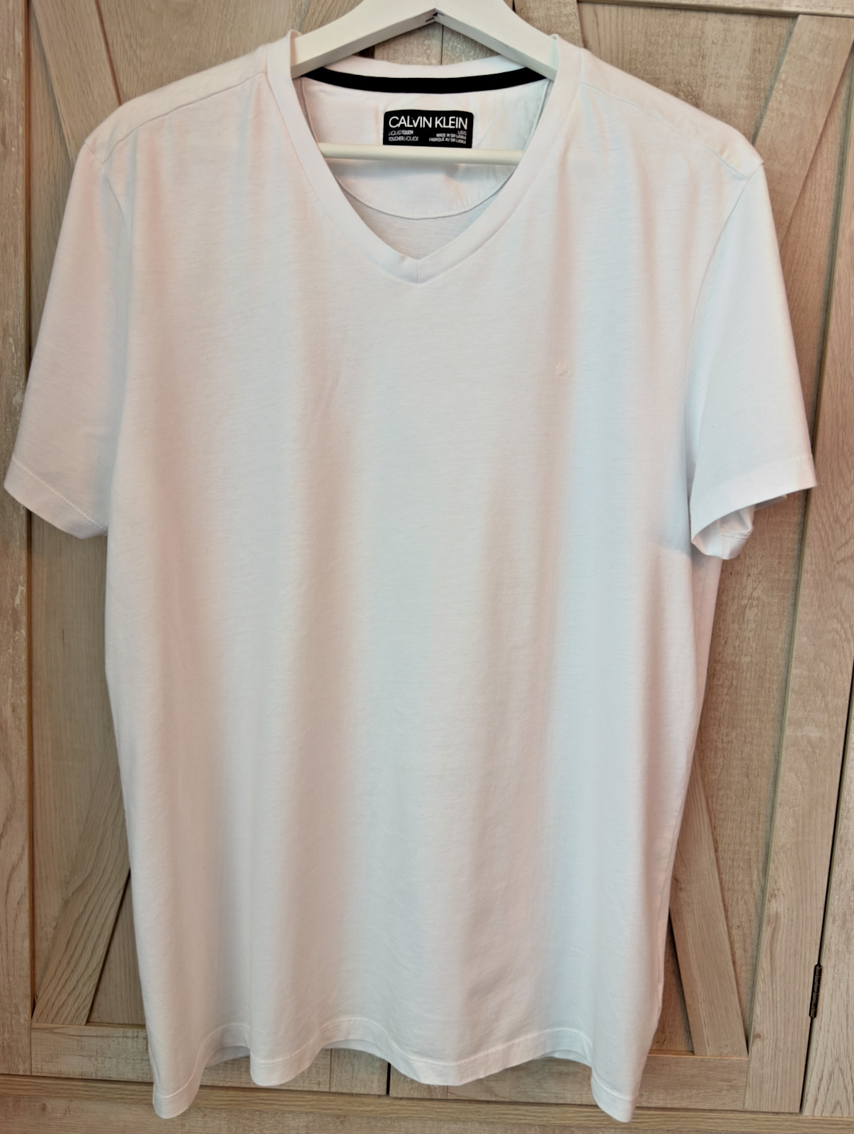 Calvin Klein Liquid Touch V-neck Mens T-shirt 100% Cotton Large White Great Cond