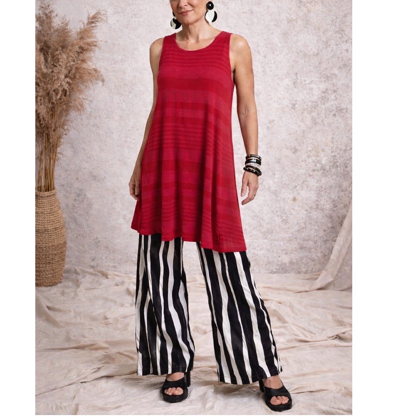 Alembika Women’s Striped Jersey Pink Sleeveless Tunic Top- Size 4