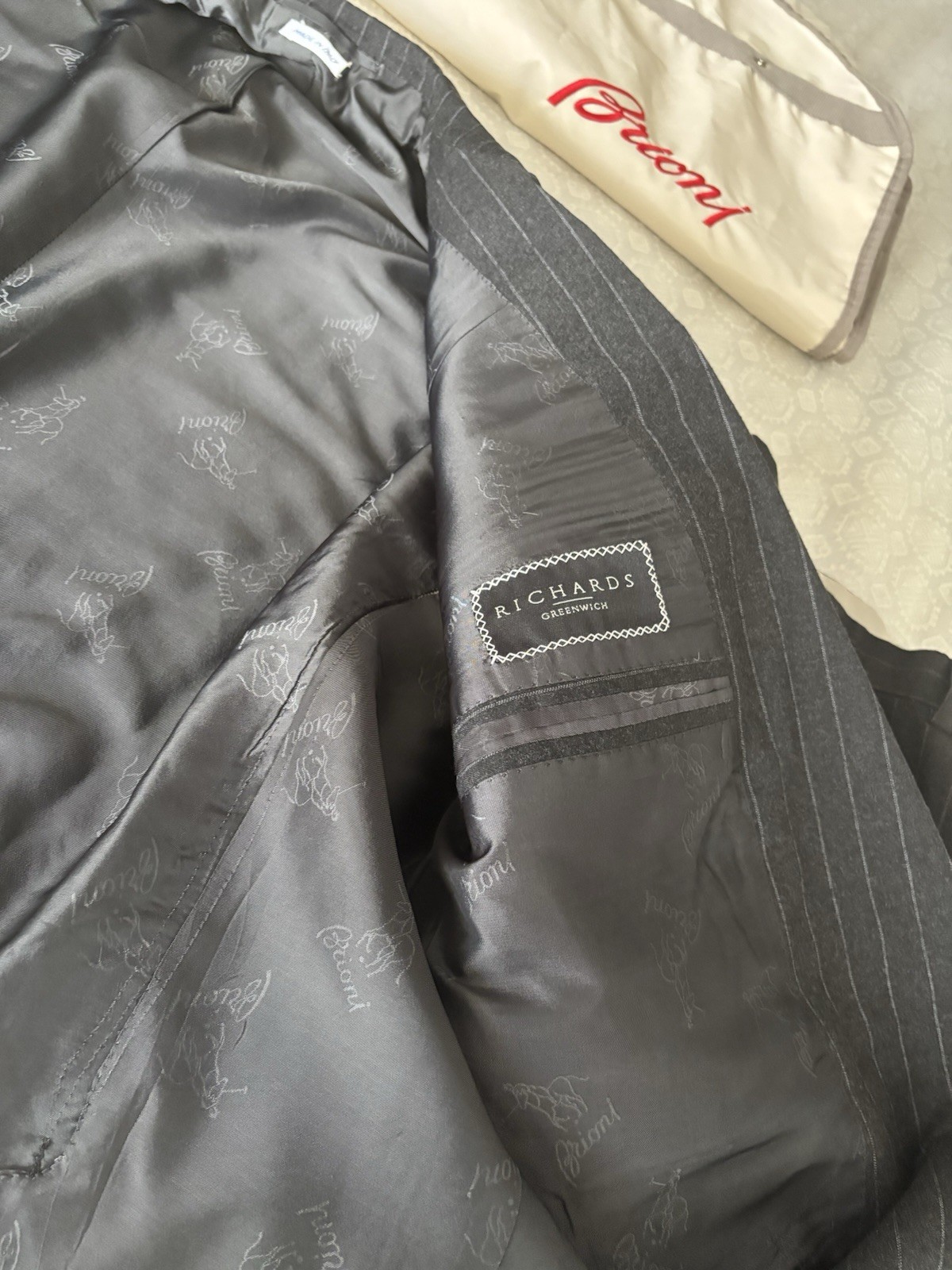 Brioni Suit 46L 40×30 Charcoal Gray Pinstripe Wool Suit