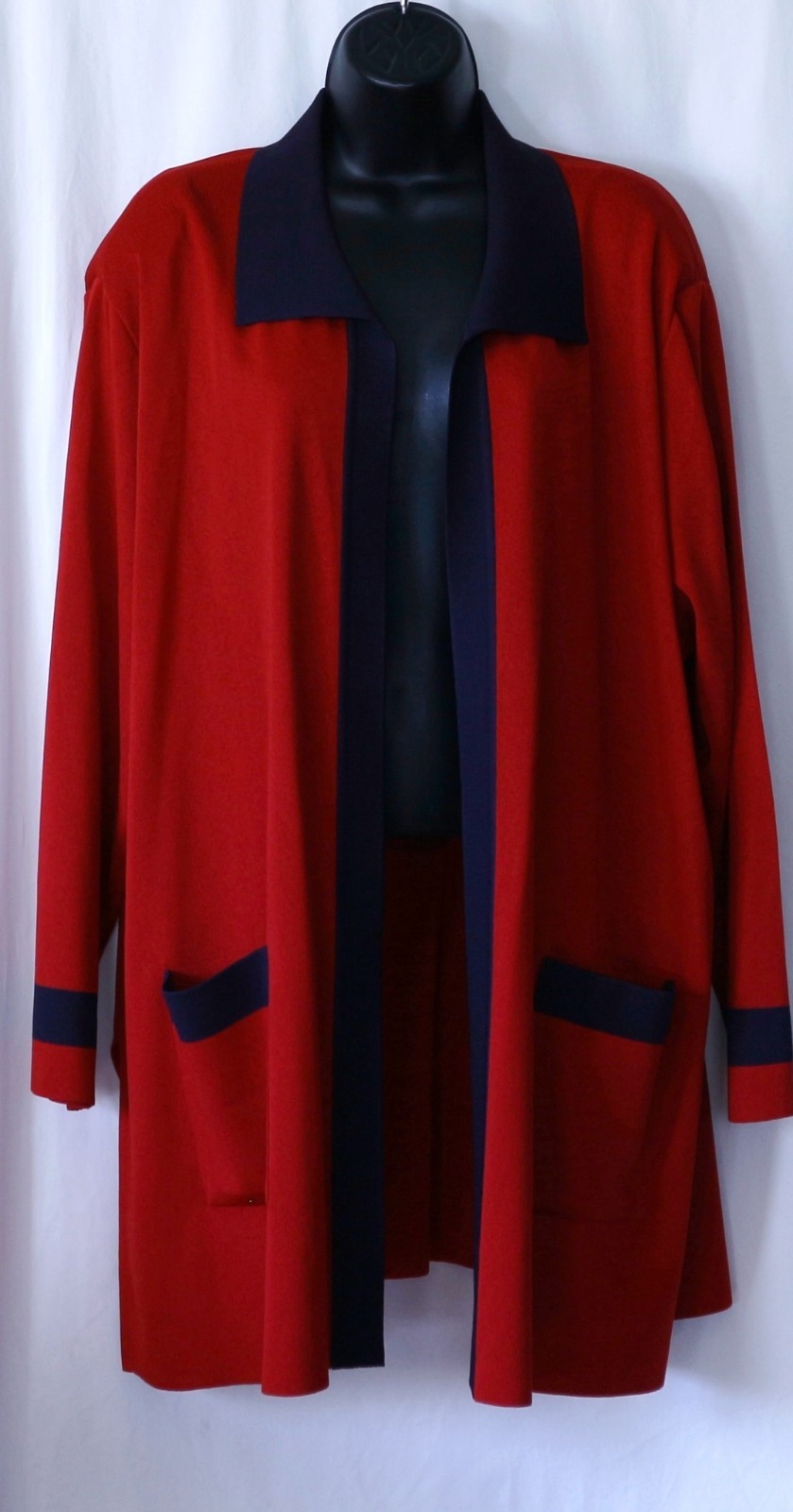 EXCLUSIVELY MISOOK WOMAN Red/Navy Clsrlss Jckt 53 In Chst 32.5 In Lng Sz 2X? EXC