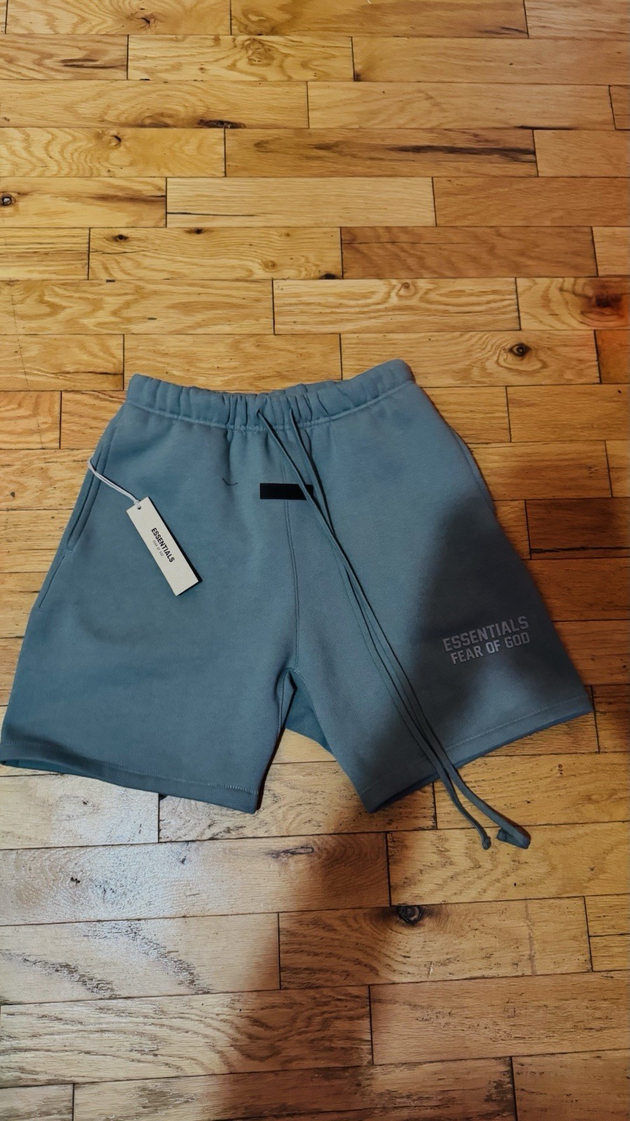 Essentials Fear of God Men’s Green Sweat Shorts Logo Drawstring Pockets Sz S