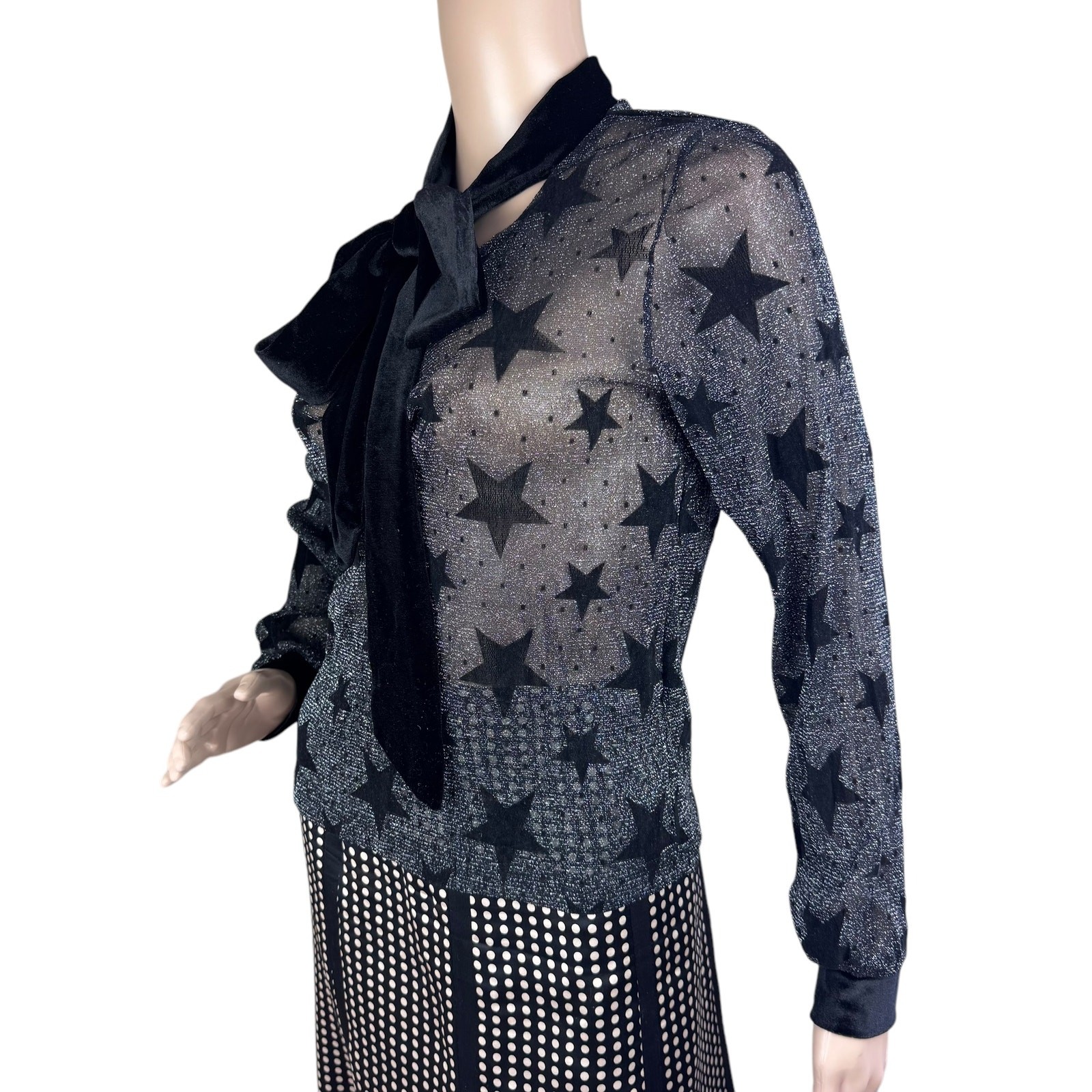 New Haoduoyi Black Stars Tie Front Shimmery Silver Long Sleeves Blouse Size S