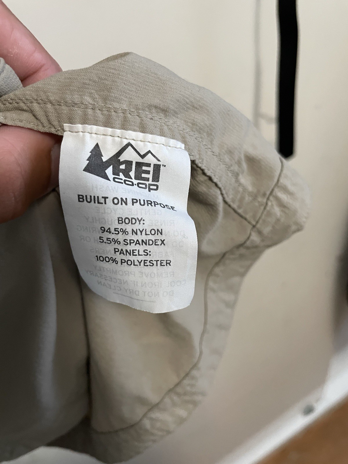 REI Co-op Mens Medium Short Sleeve Hiking Shirt Tan Nylon Mesh Vented Fishing