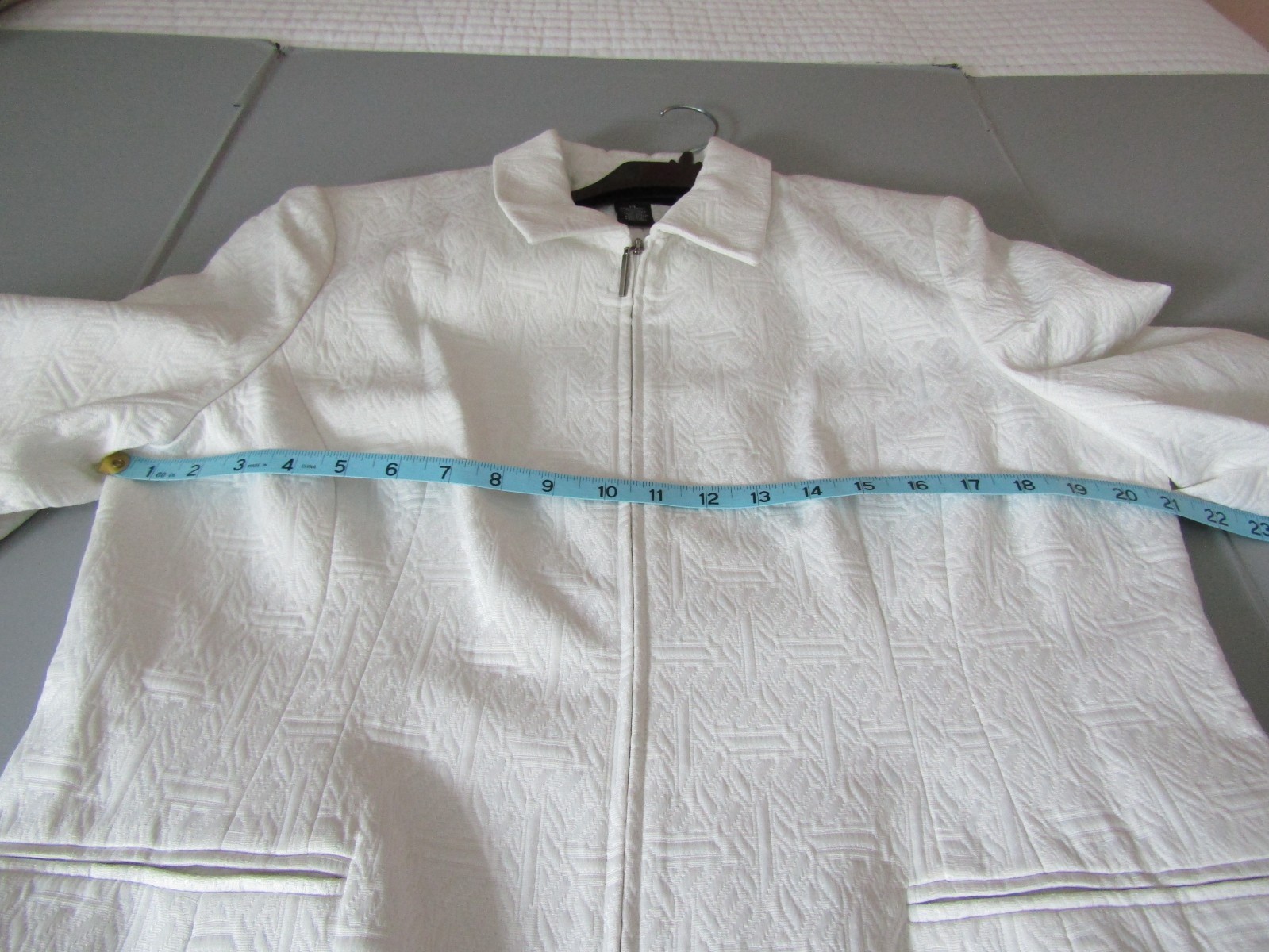 Norton McNaughton White “Demographi” Women’s Zip Jacket Size 14 NWT