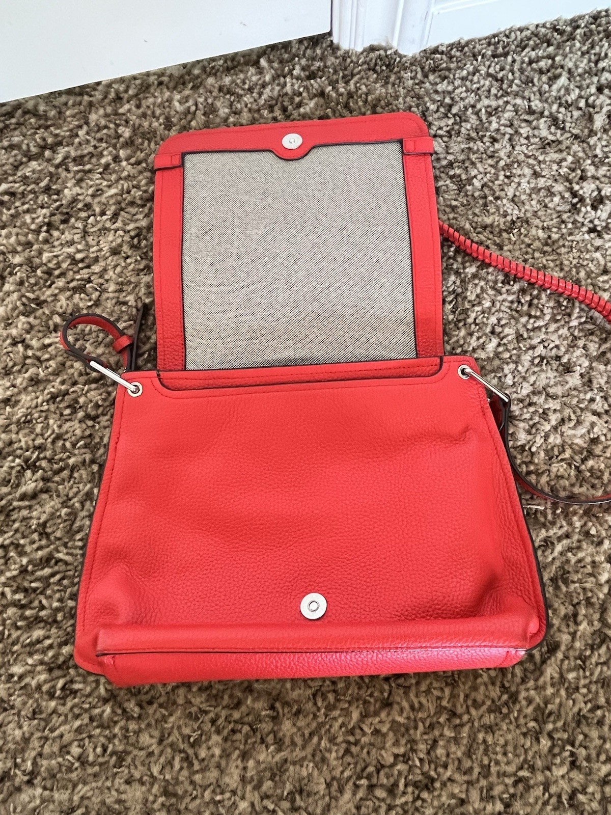 Vince Camuto Red Pebbled Crossbody Bag Medium Magnetic Flap Zip Detachable