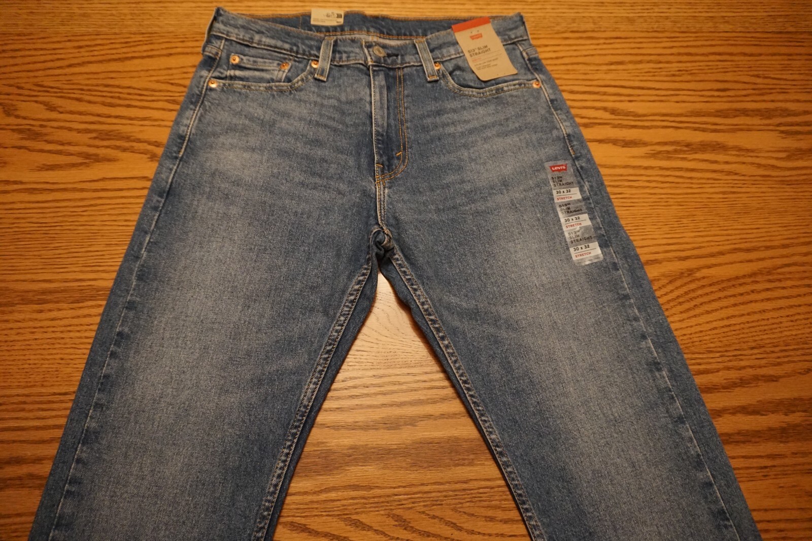 NWT MEN’S LEVI JEANS 513 Size 30 x 32 Slim Straight Below Waist Stretch $59.50