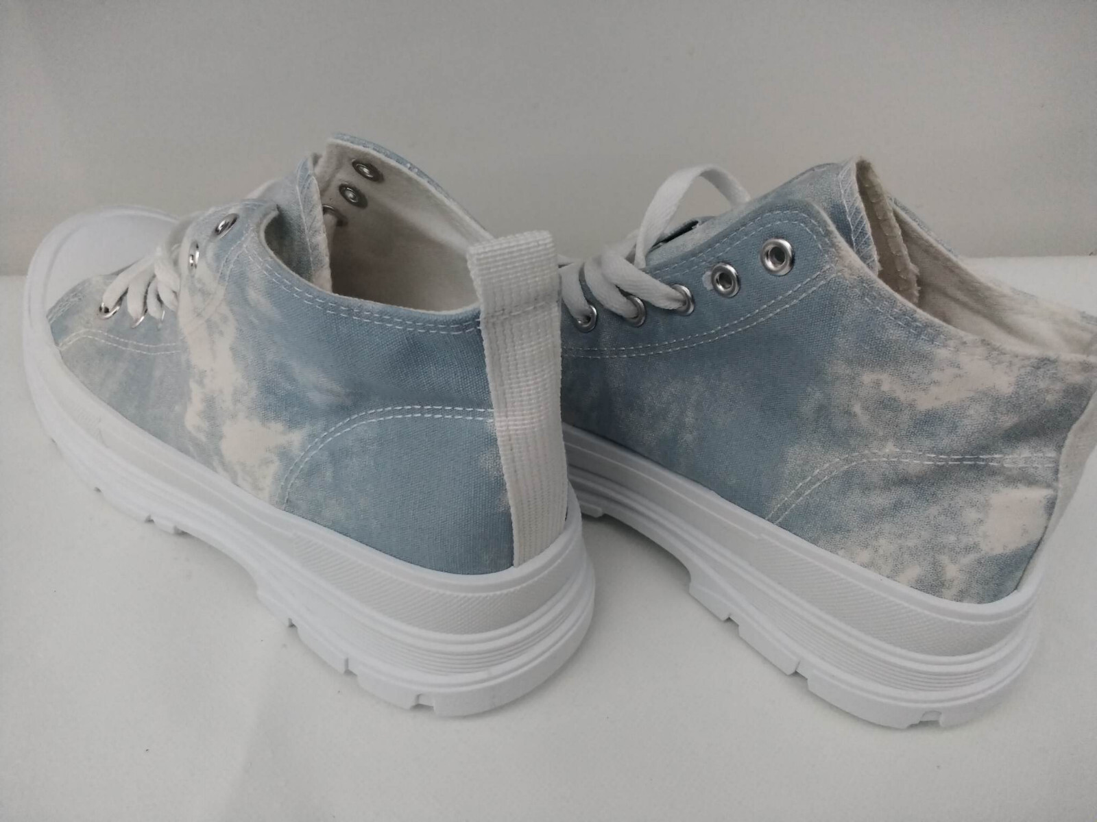 Top Price casual shoe, everyday shoe, sports shoe, sizes: 36,37,38,39,40,41, NEW