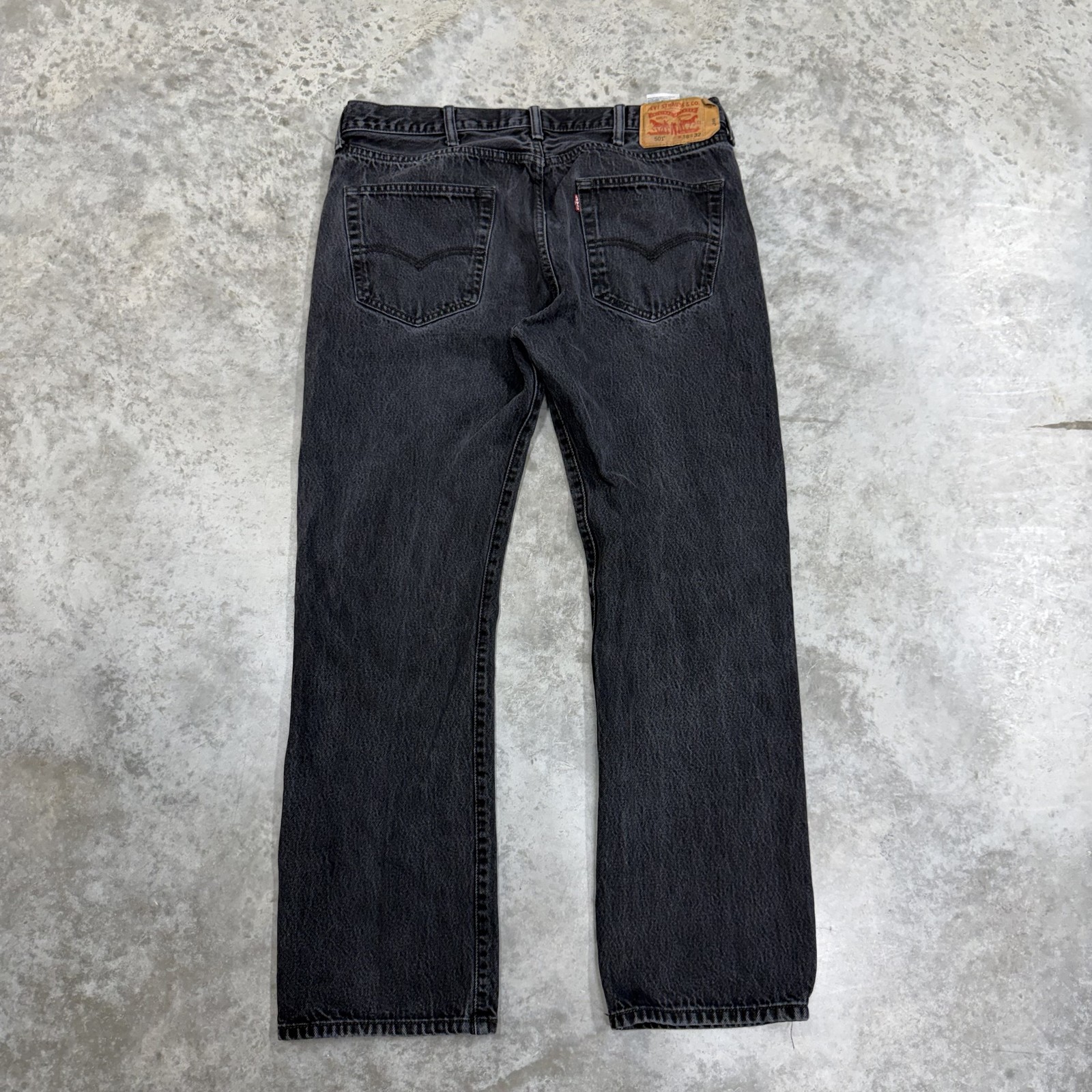 Levis 501 Jeans Mens 38×30 Black Charcoal Wash Button Fly Straight Leg Denim