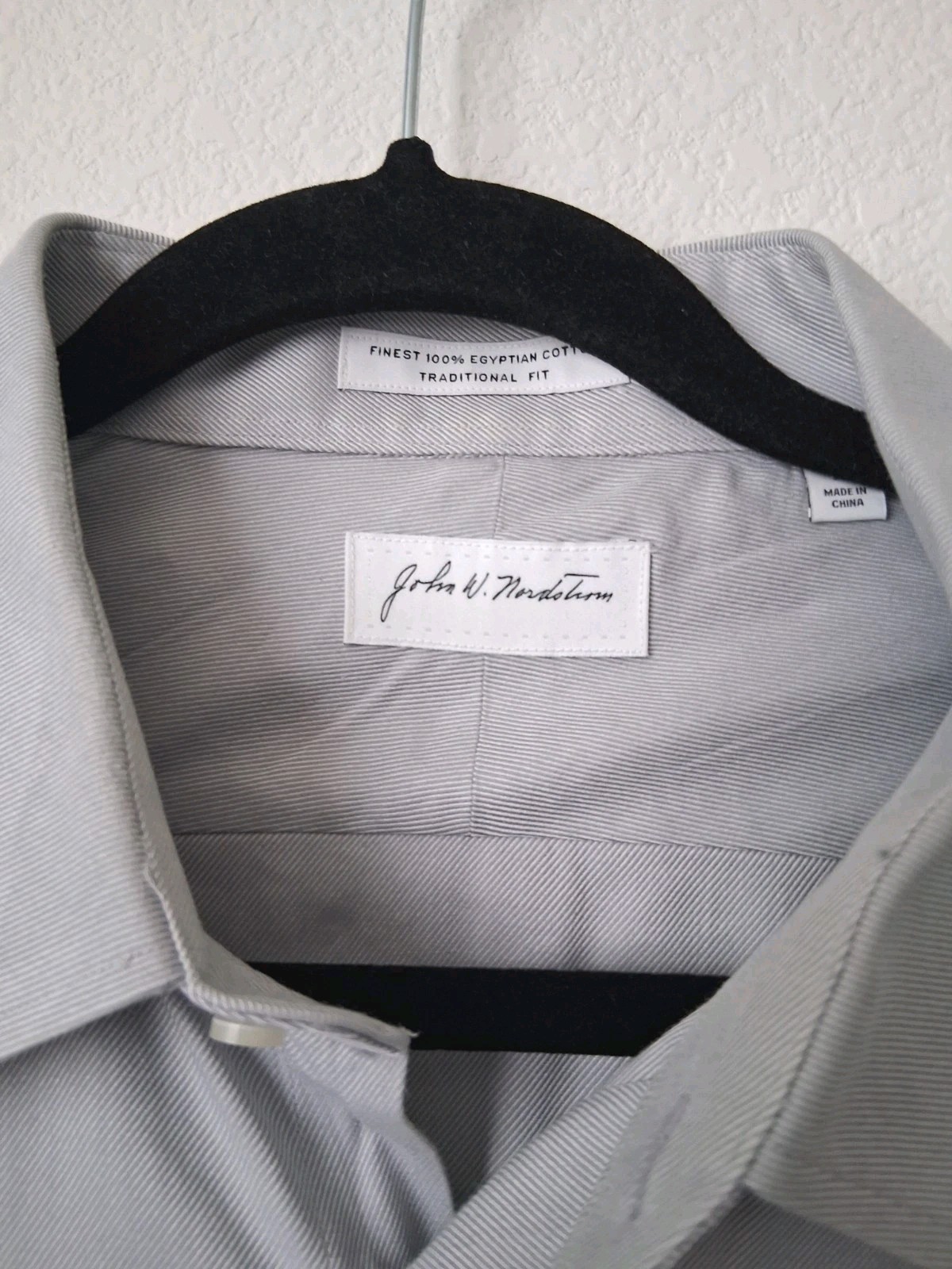John W Nordstrom Men’s Shirt Finest 100% Egyptian Cotton Size 17 36 Soft Comfort