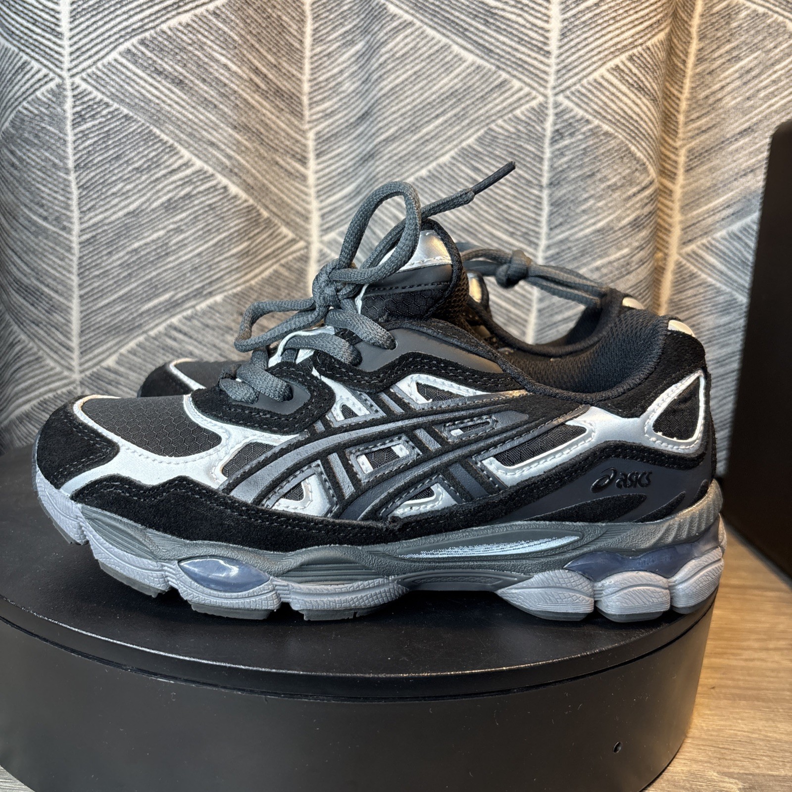 Size 4.5- Asics Gel NYC Graphite Grey Black
