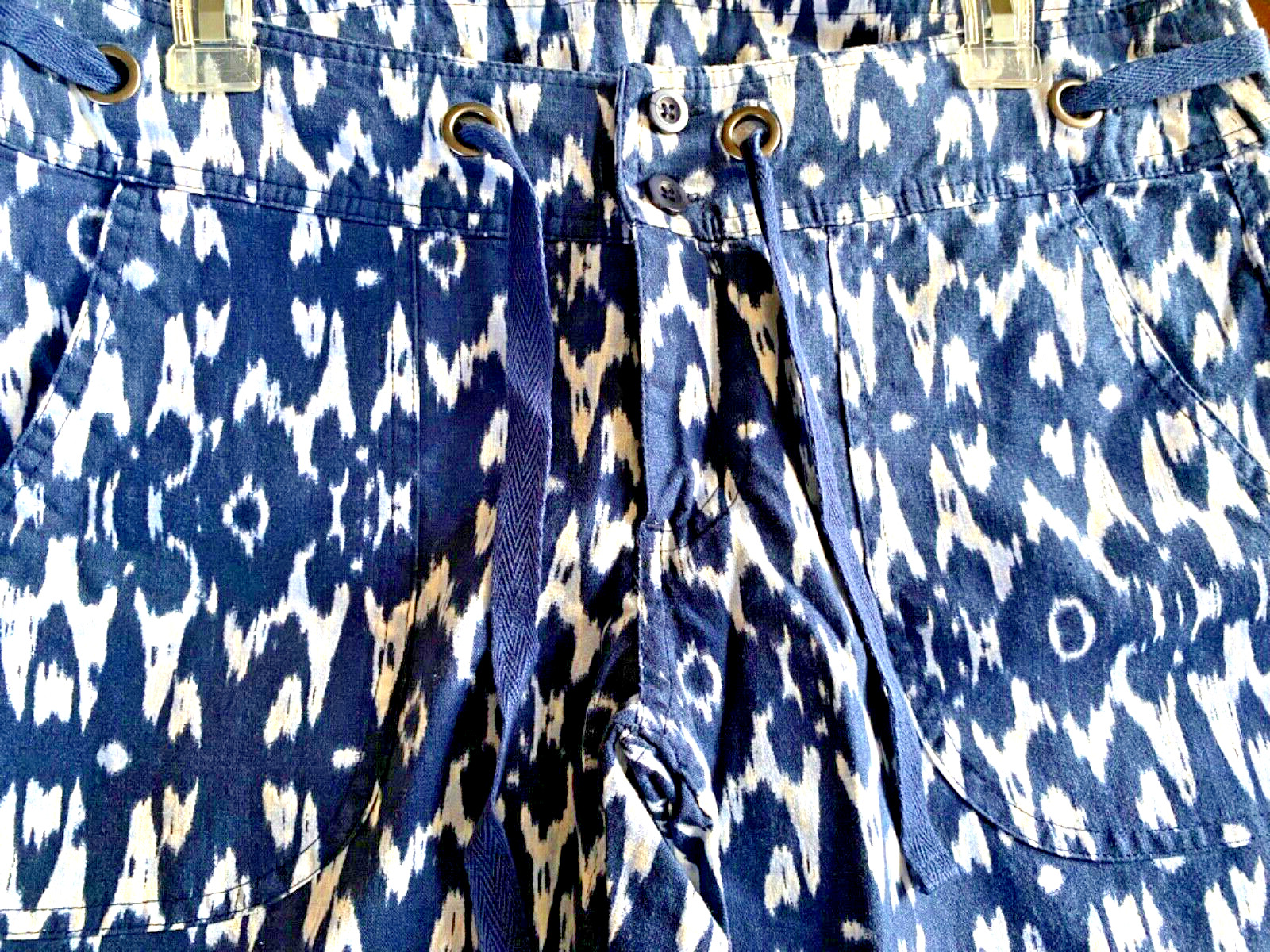 NEW! Freedom Trail by Kyodan Cotton Blend Blue/White Geometric Printed Capri