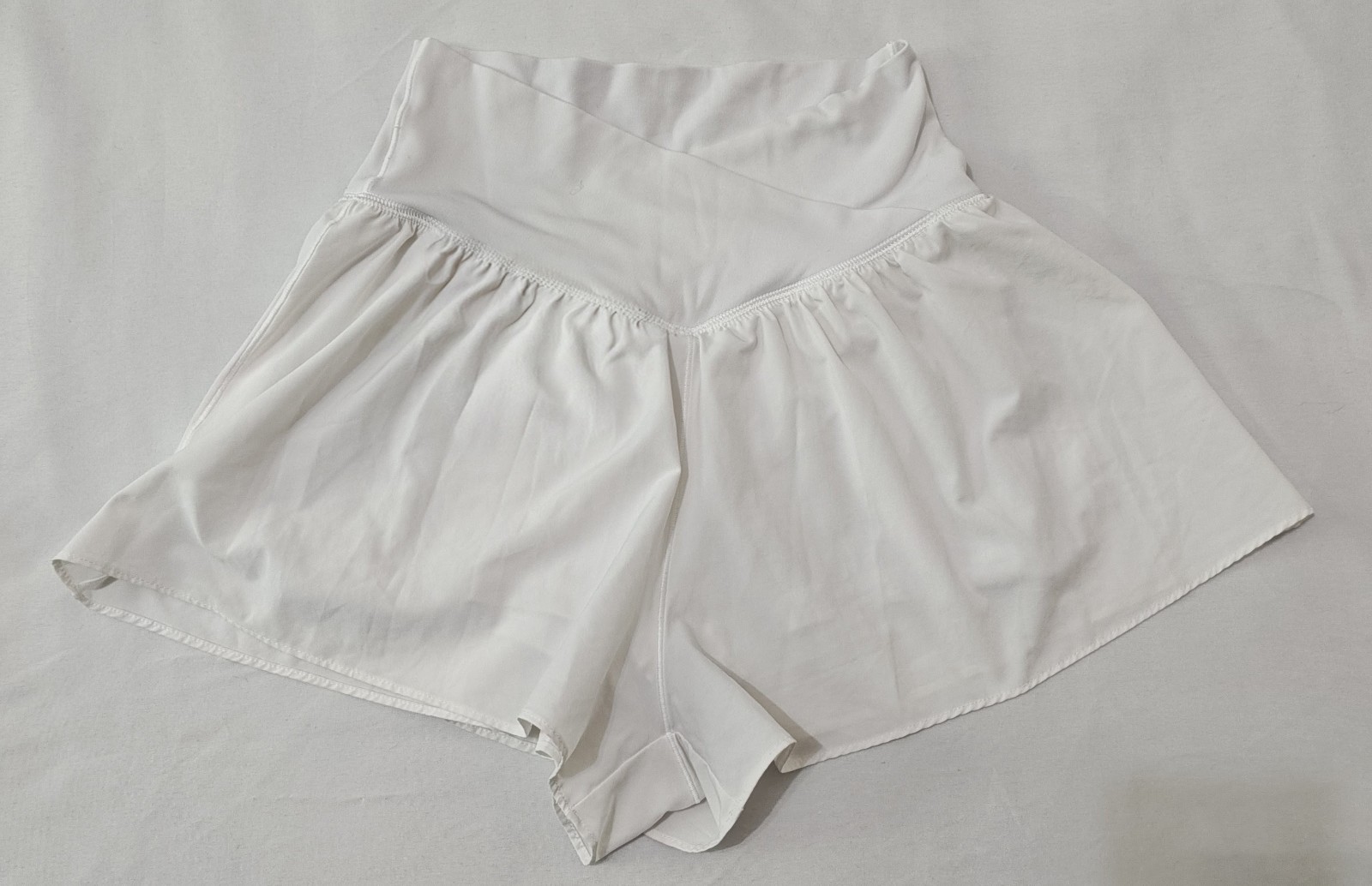 Aerie Women’s Flowy Lined Shorts Size XS White Stretch Pocket