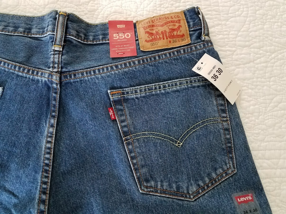 NEW Men’s Levis 550 Relaxed Jeans 005504891 Med Blue Many Sizes Available