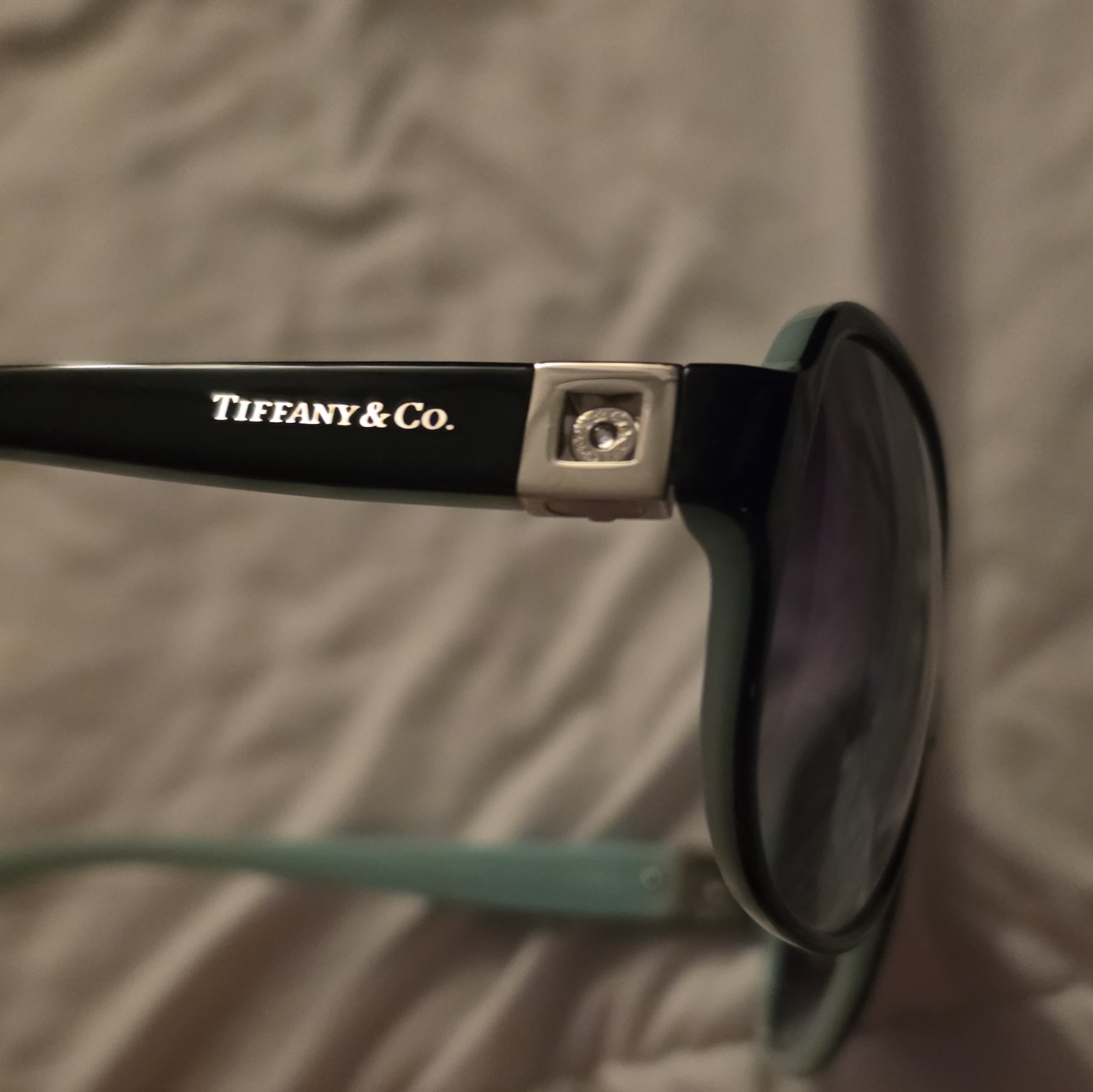 Tiffany & Co. Women’s Cat Eye Sunglasses Blue Frame Purple Gradient Lenses Set