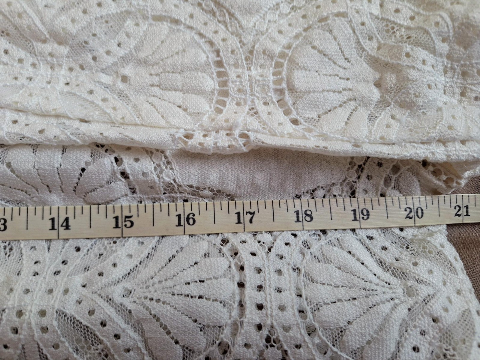 Sezane Bianca Blouse Écru. – Size 42 – NEVER WORN