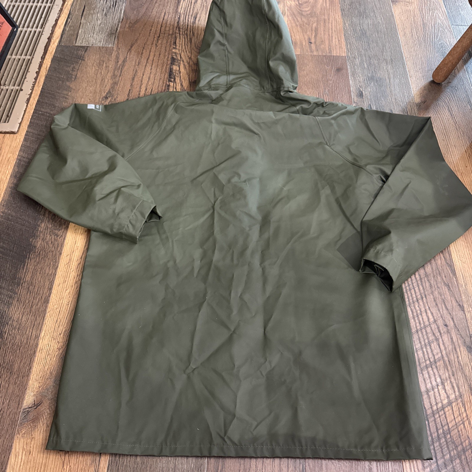 Helly Hansen Jacket Mens L Green Hooded Workwear Rain Coat Waterproof PVC