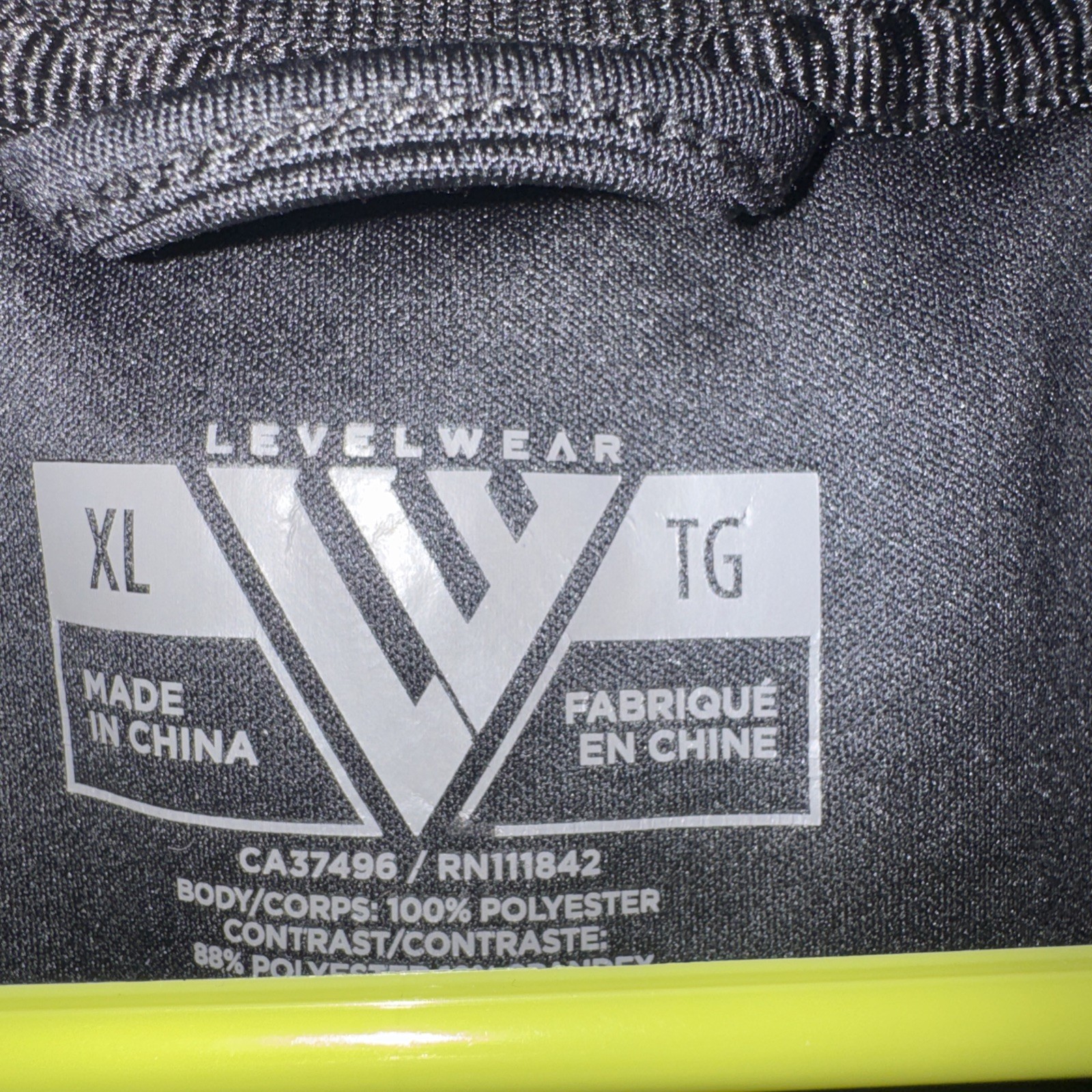 Levelwear 1/2 Zip Pullover Top Size XL Gray w/Black Sleeves & Collar