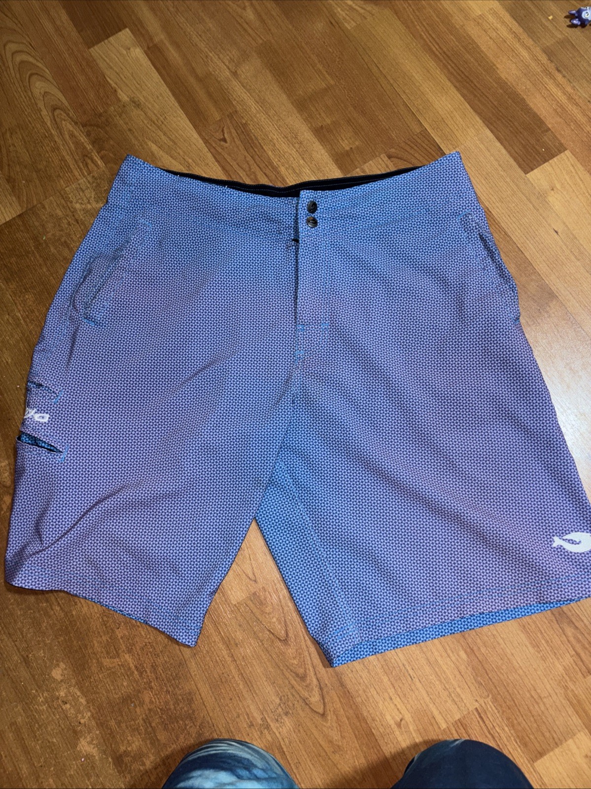 Mojo Fishing Shorts Mens Size34 BlueStretch Board Shorts Geometric 10” inseam