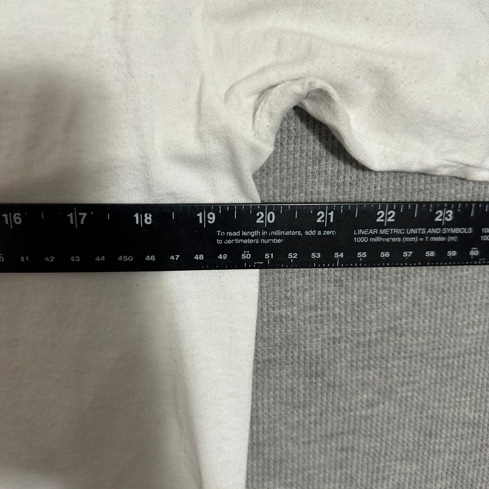 Y2K Quiksilver Box Logo Tee White Black Surf Skate Streetwear Mens Medium