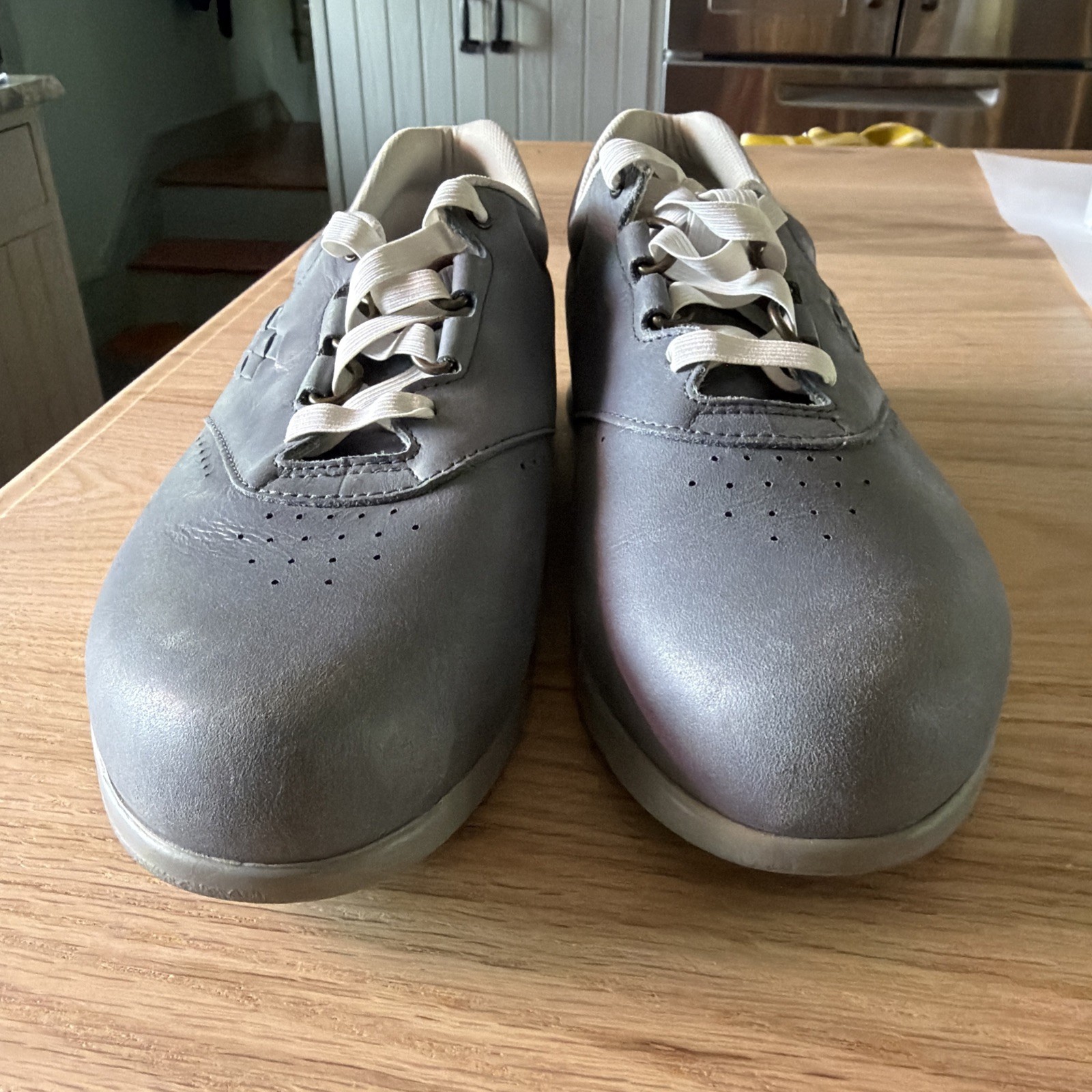 SAS Free Time Walking Shoes Sneakers Womens Size 5 W Wide Blue Leather Orthotic