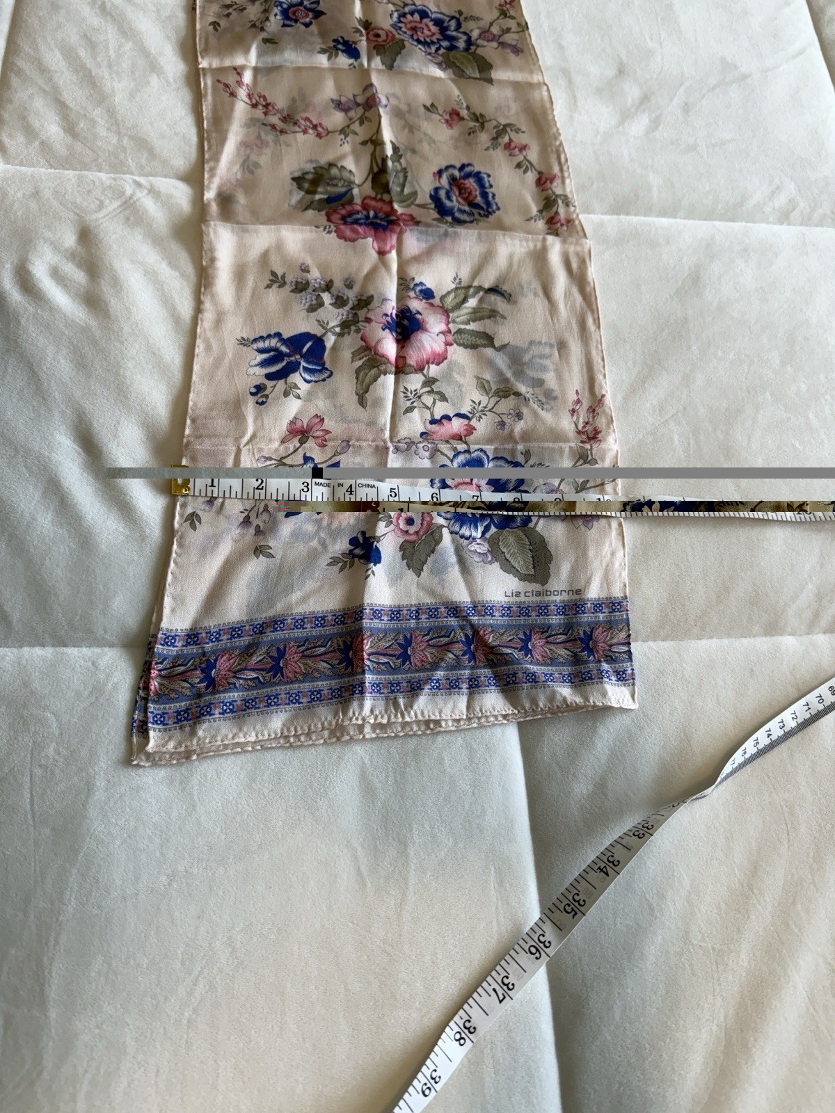 Liz Claiborne Floral Silk Satin Rectangle Scarf Ivory Pink Blue Green 52″ x 10″