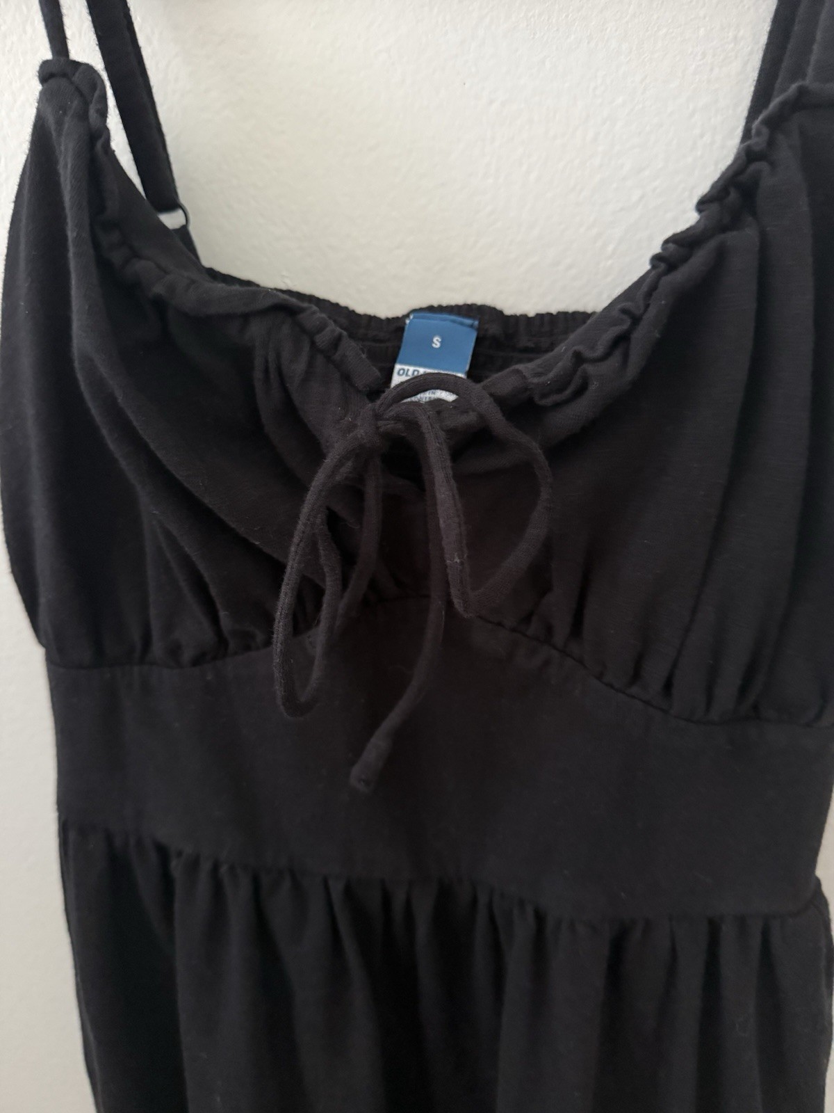 Old Navy Black Smocked Ruffle Sundress Sweetheart Neck Spaghetti Straps S