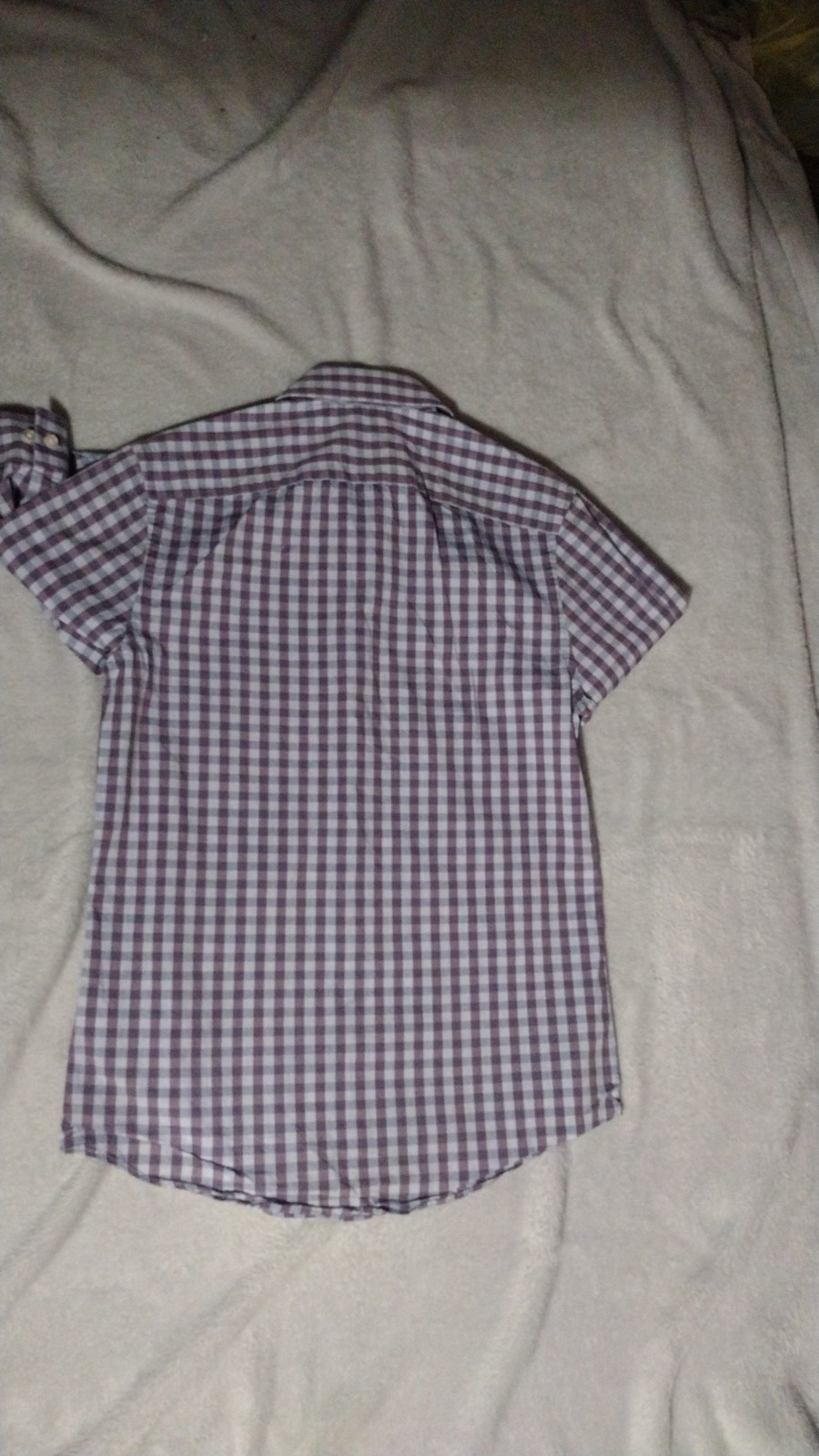 Michael Kors Men’s Medium (M)Style: Slim Fit Long-Sleeve Button-Down…