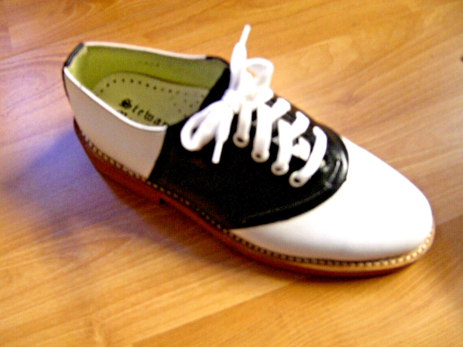 Stewart Marshall Saddle Shoes NOS US women’s 8-9.5 wide/ men’s 6-7.5D