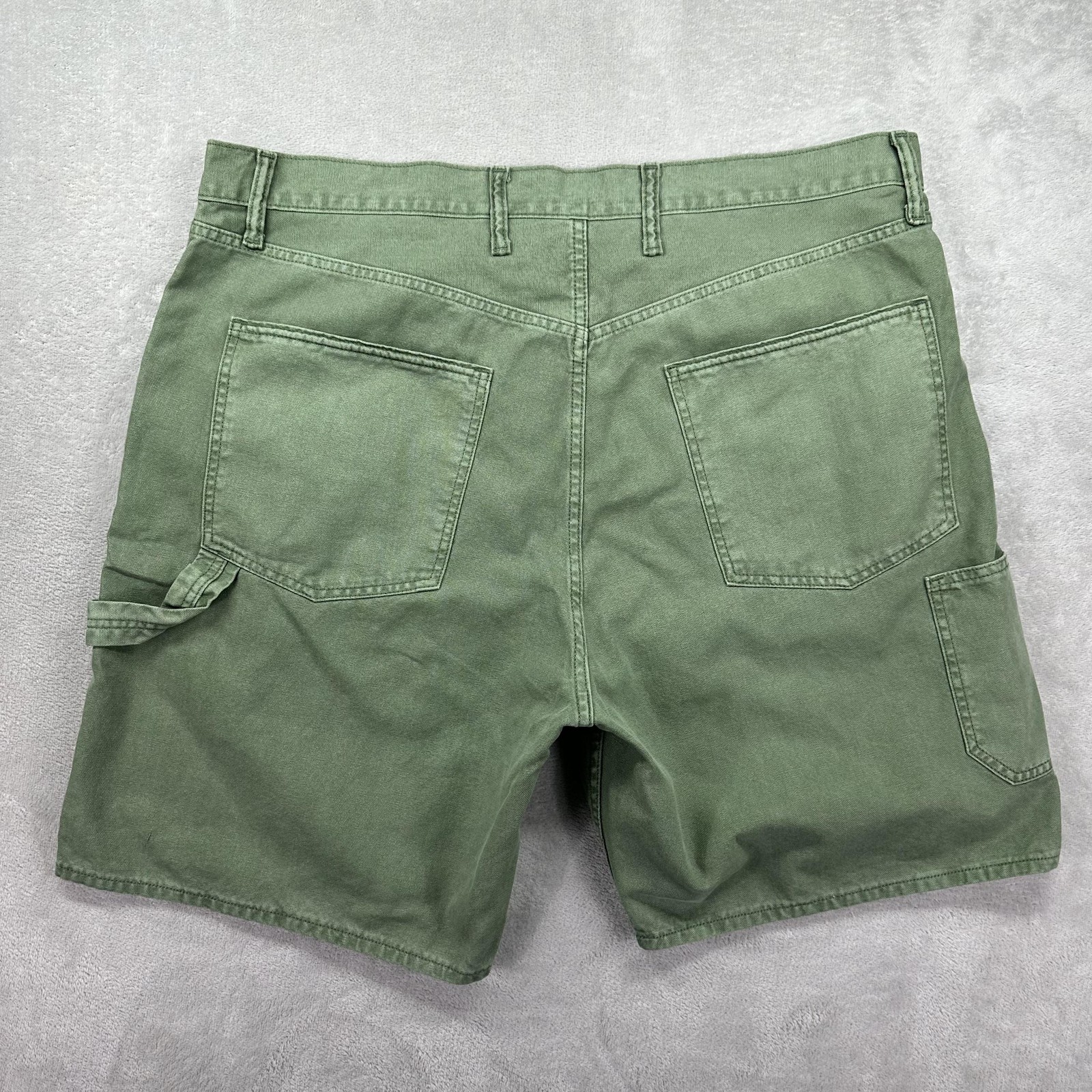 GAP Carpenter Shorts Mens 40 Twig Green Utility Canvas Hammer Loop Workwear