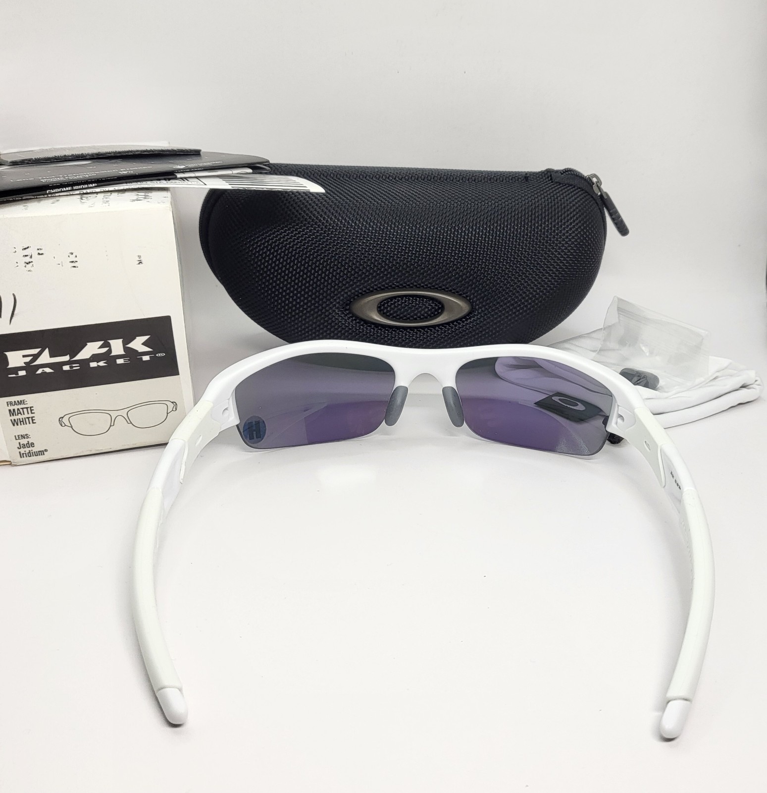 New OAKLEY FLAK JACKET 1.0 Matte White w/ Jade Iridium 26-221 Rare AUTHENTIC!