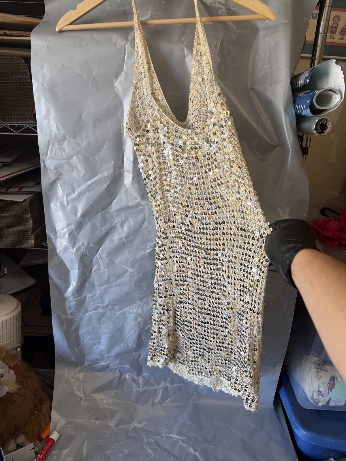 Retrofête Sequin Mini Dress XS/S V-Neck Sleeveless Viscose Gold Sparkly