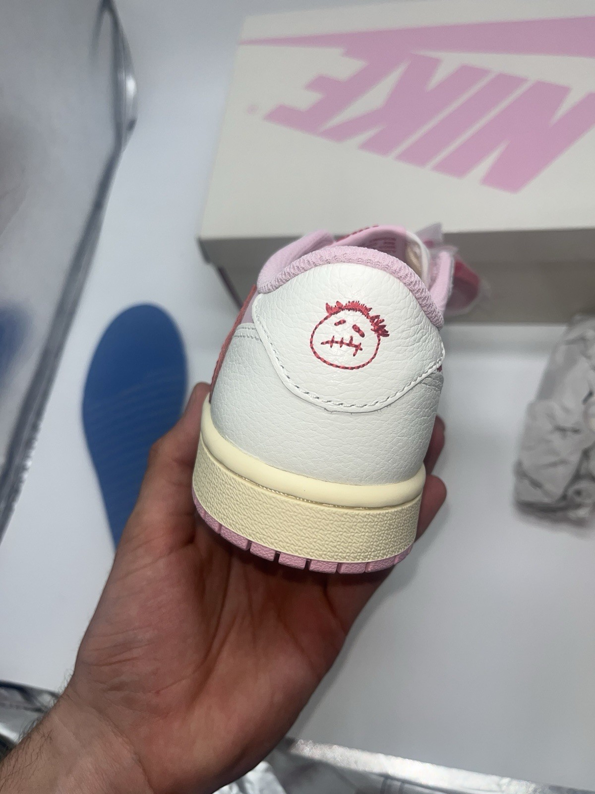 Nike Jordan 1 Low Travis Scott Tropical Pink